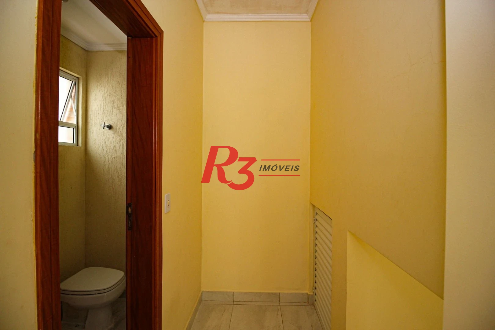 Casa com 4 dormitórios para alugar, 320 m² por R$ 10.000,00/mês - Gonzaga - Santos/SP