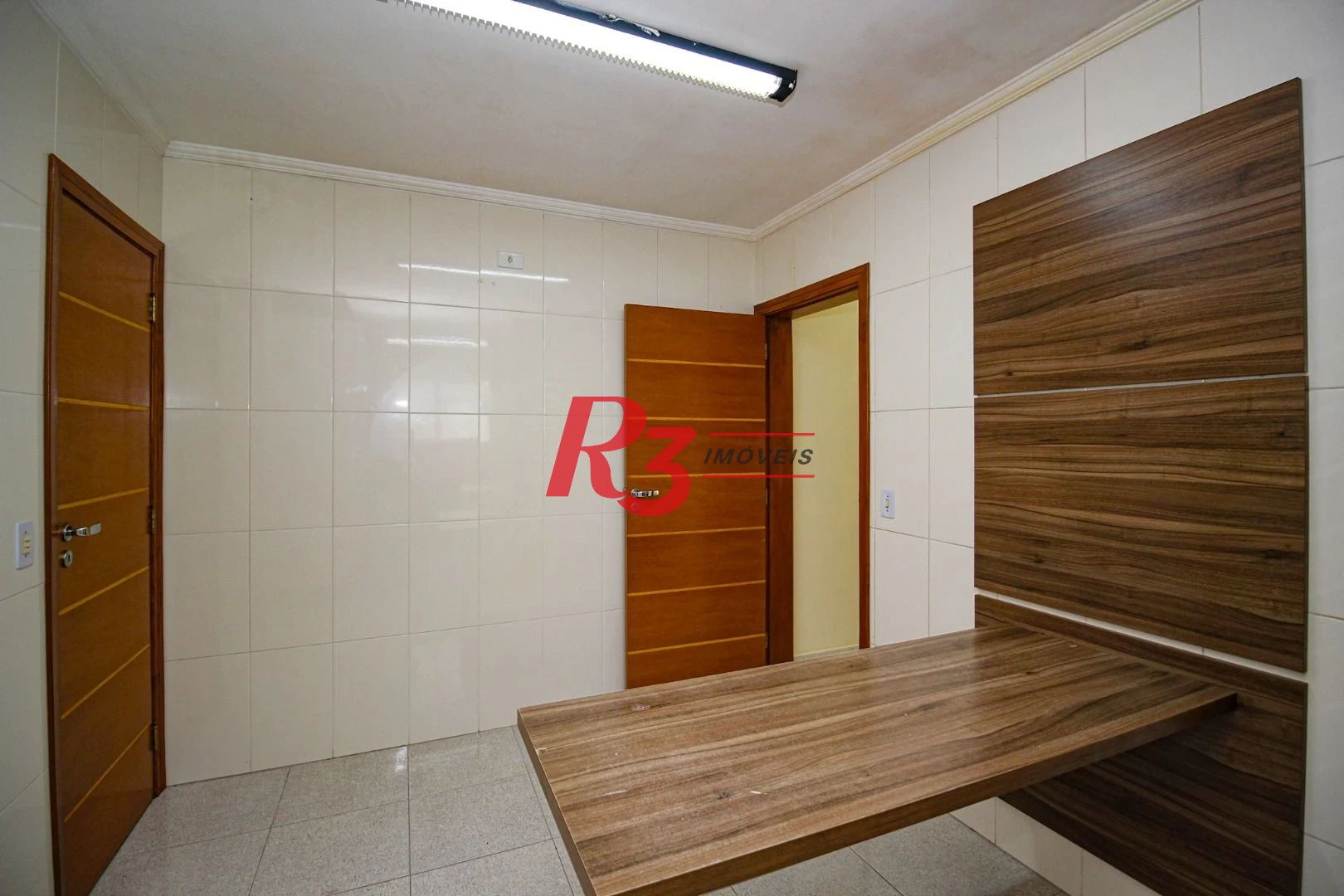 Casa com 4 dormitórios para alugar, 320 m² por R$ 10.000,00/mês - Gonzaga - Santos/SP