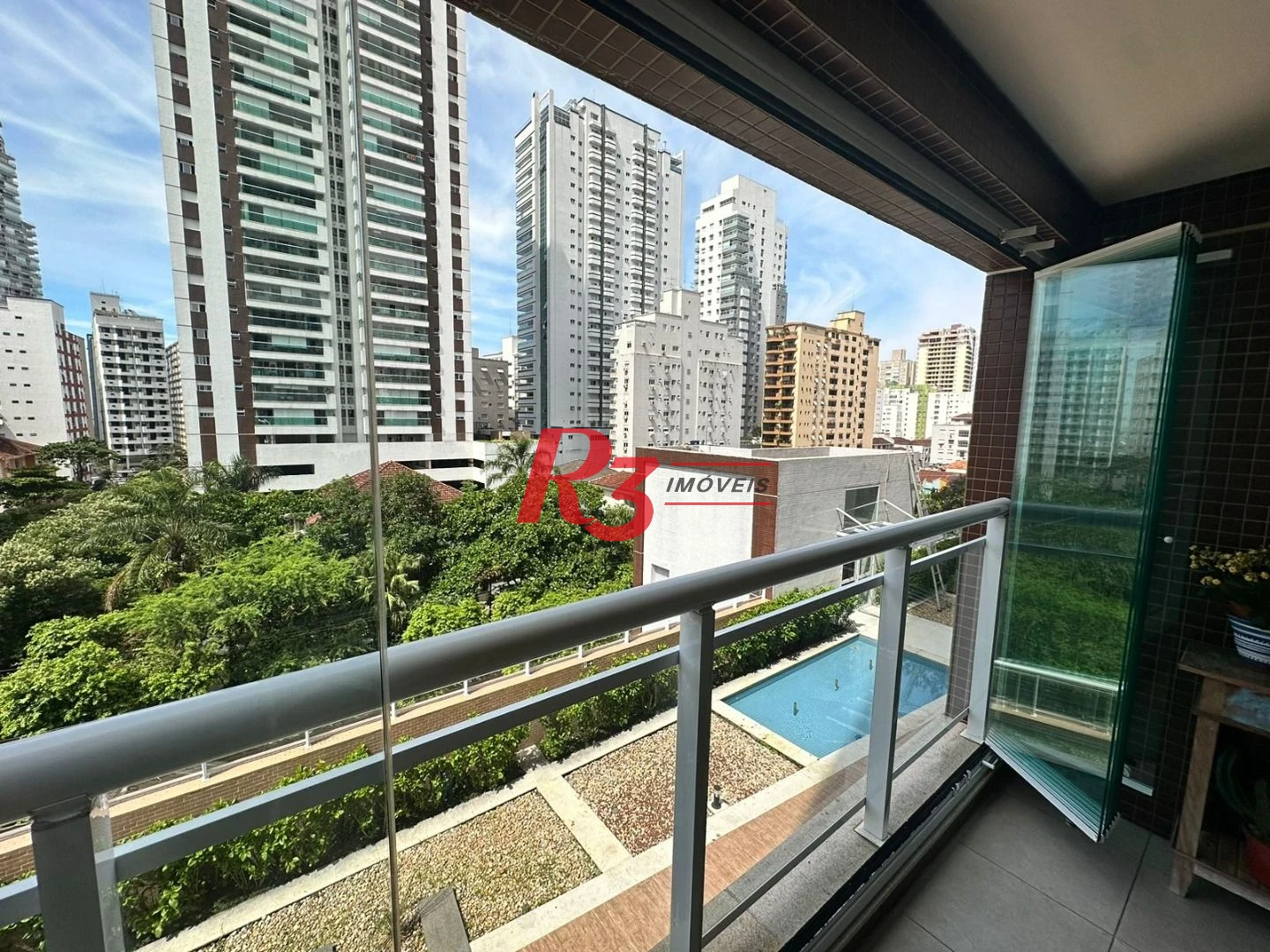 Apartamento com 3 dormitórios à venda, 87 m² por R$ 1.200.000,00 - Pompéia - Santos/SP