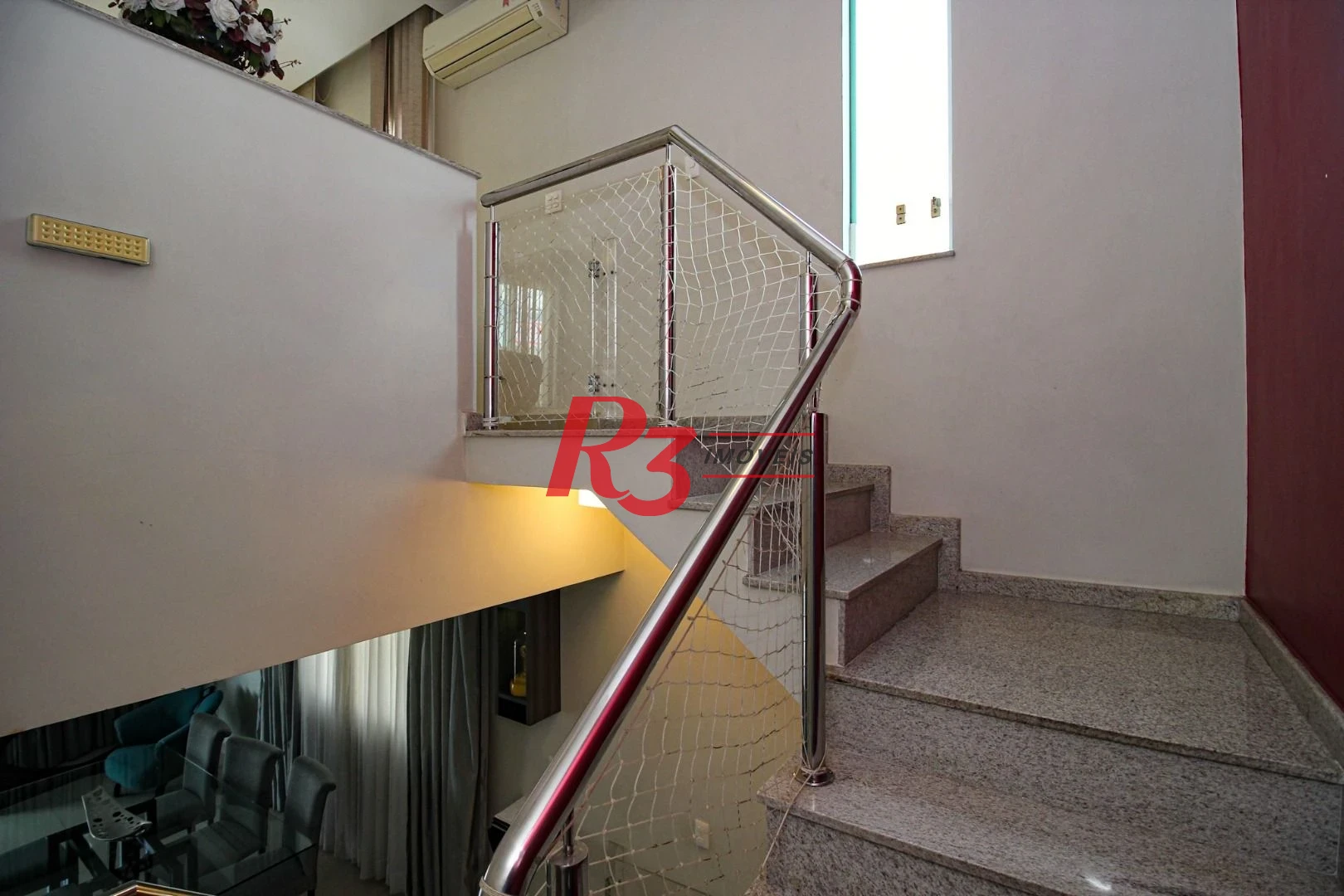 Casa com 4 dormitórios à venda, 240 m² por R$ 2.600.000,00 - Ponta da Praia - Santos/SP