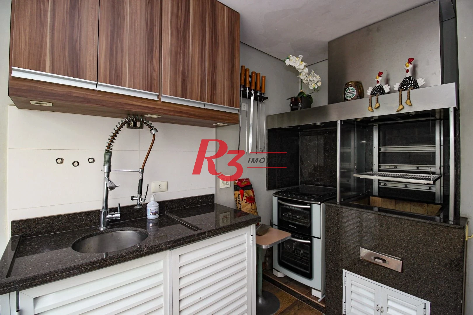 Casa com 4 dormitórios à venda, 240 m² por R$ 2.600.000,00 - Ponta da Praia - Santos/SP
