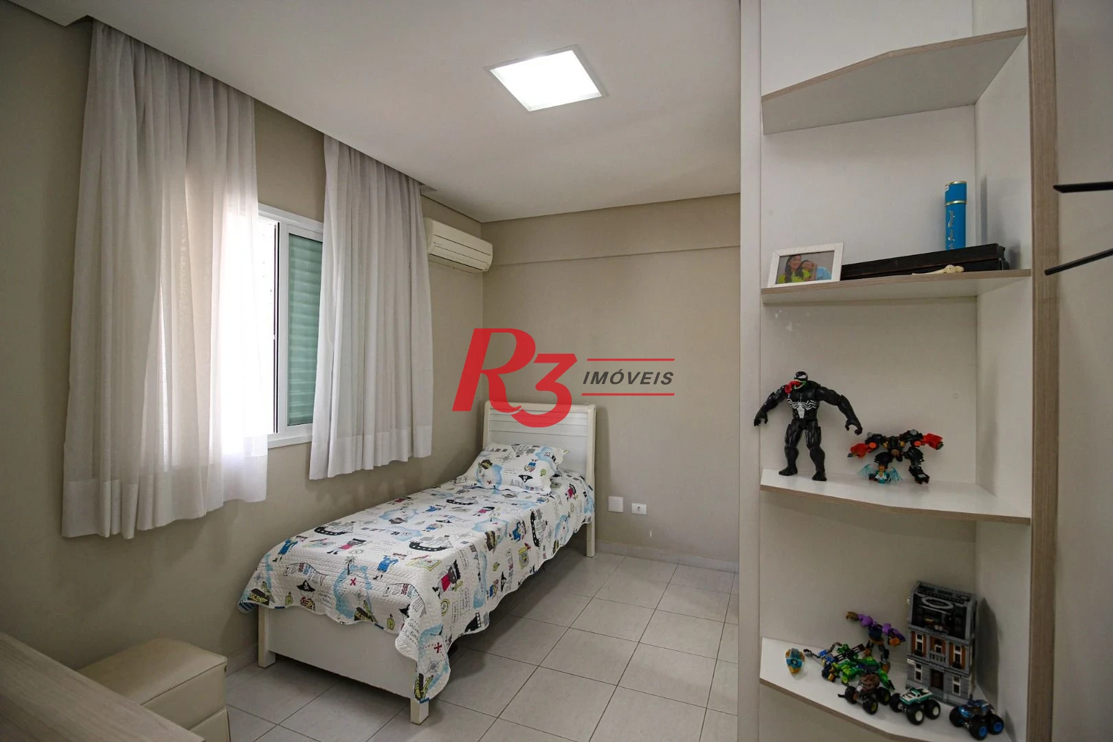 Casa com 4 dormitórios à venda, 240 m² por R$ 2.600.000,00 - Ponta da Praia - Santos/SP