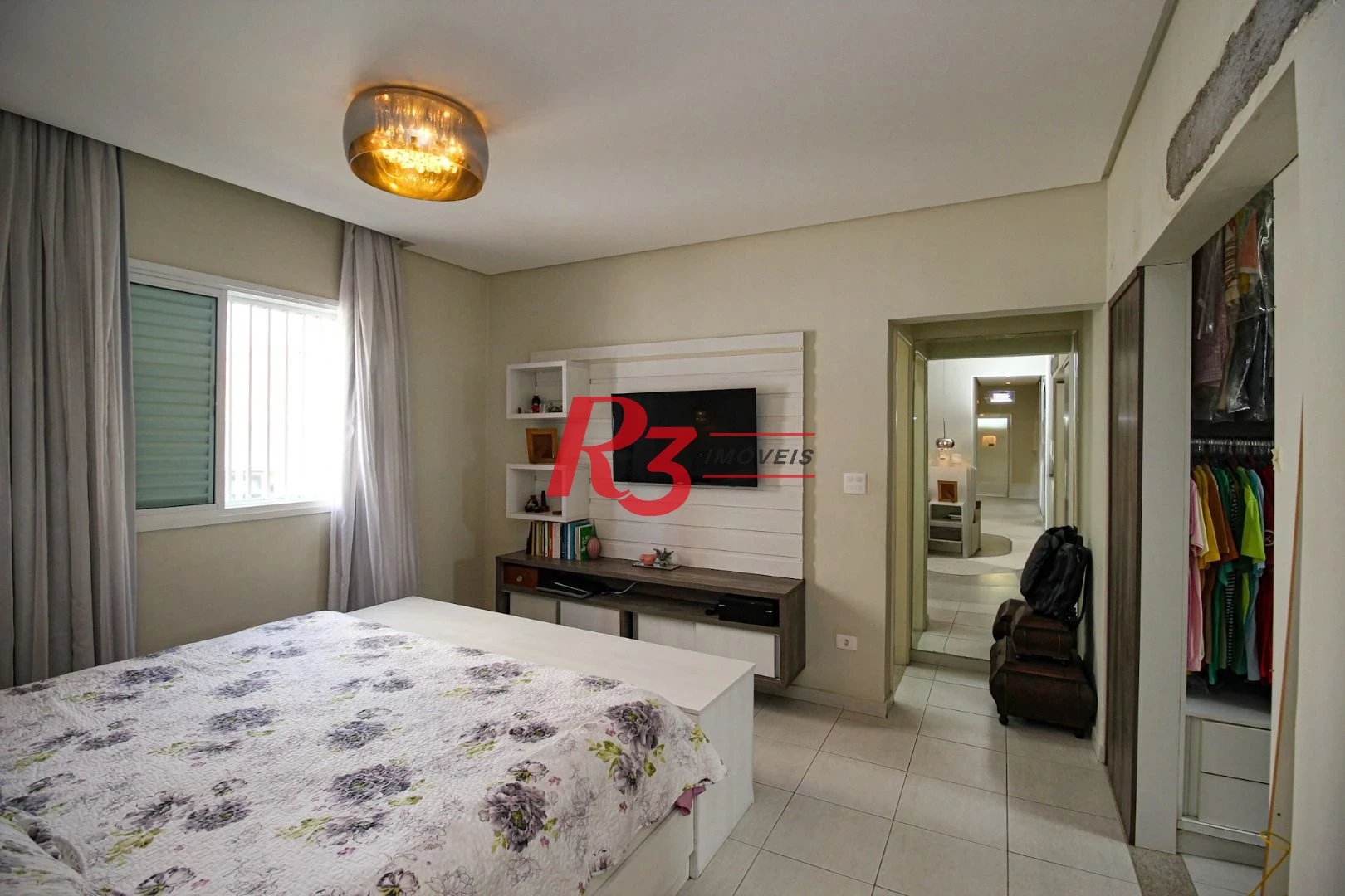 Casa com 4 dormitórios à venda, 240 m² por R$ 2.600.000,00 - Ponta da Praia - Santos/SP