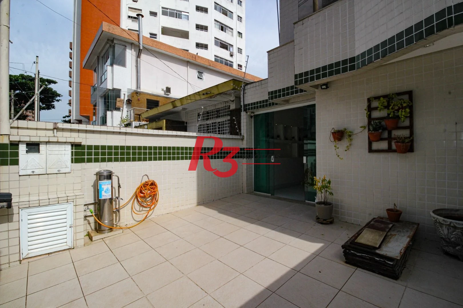 Casa com 4 dormitórios à venda, 240 m² por R$ 2.600.000,00 - Ponta da Praia - Santos/SP