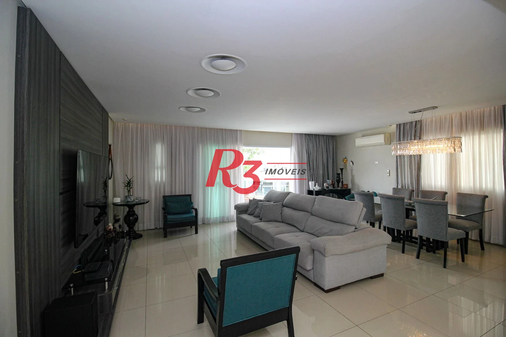 Casa com 4 dormitórios à venda, 240 m² por R$ 2.600.000,00 - Ponta da Praia - Santos/SP