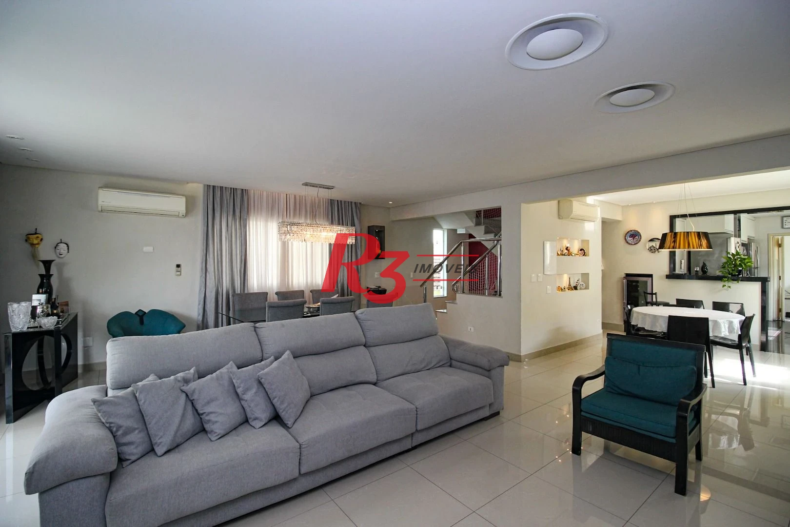 Casa com 4 dormitórios à venda, 240 m² por R$ 2.600.000,00 - Ponta da Praia - Santos/SP