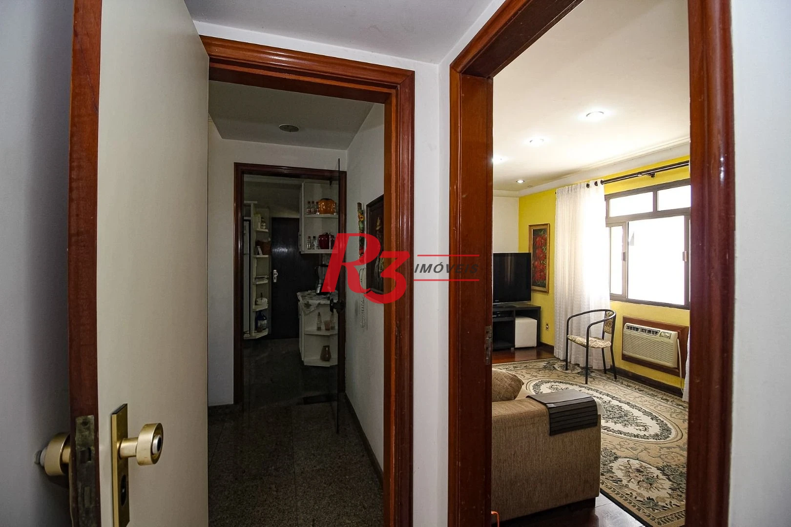Apartamento com 4 suítes, Vista parcial do Mar, à venda, 289 m² por R$ 1.590.000 - Ponta da Praia - Santos/SP