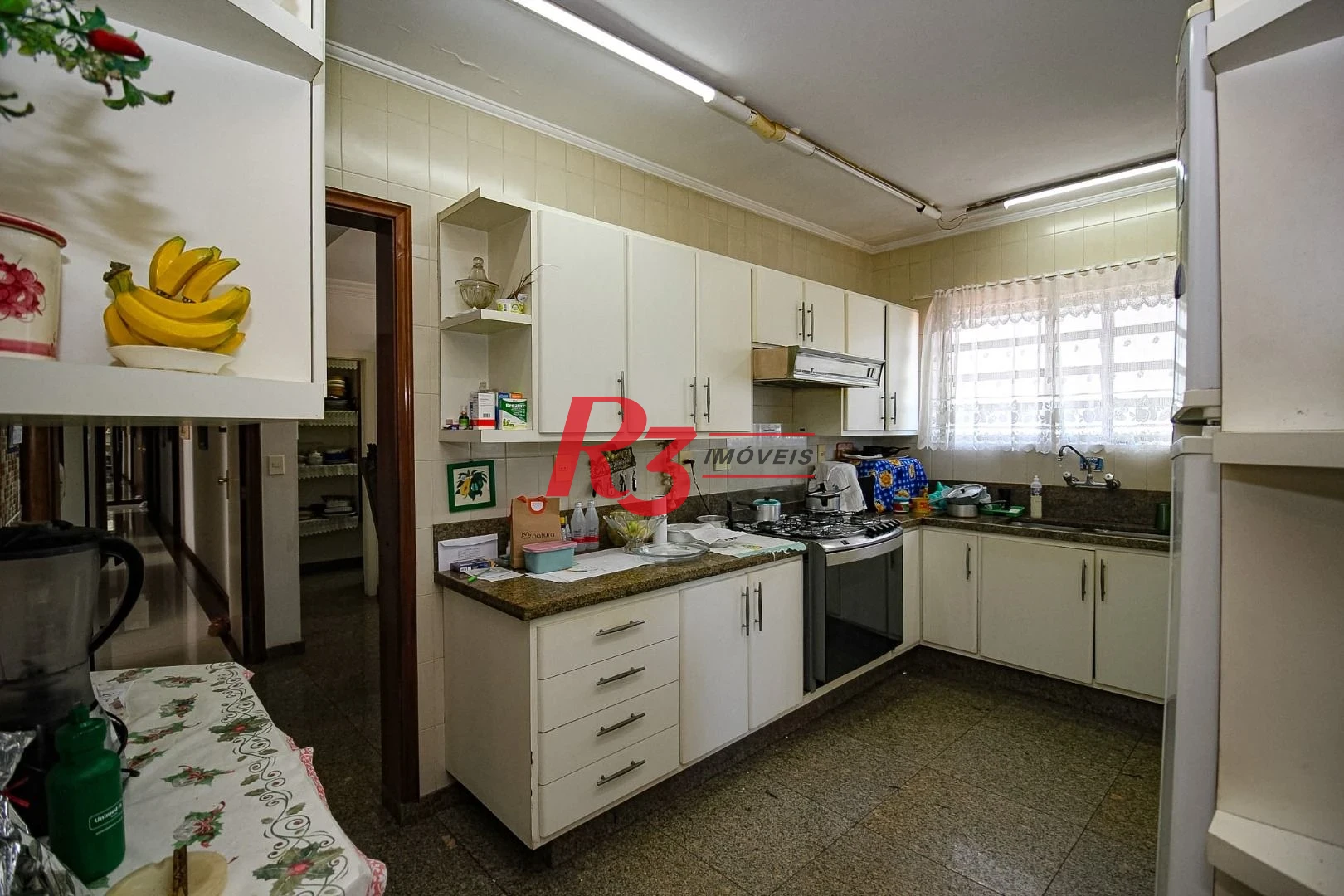 Apartamento com 4 suítes, Vista parcial do Mar, à venda, 289 m² por R$ 1.590.000 - Ponta da Praia - Santos/SP