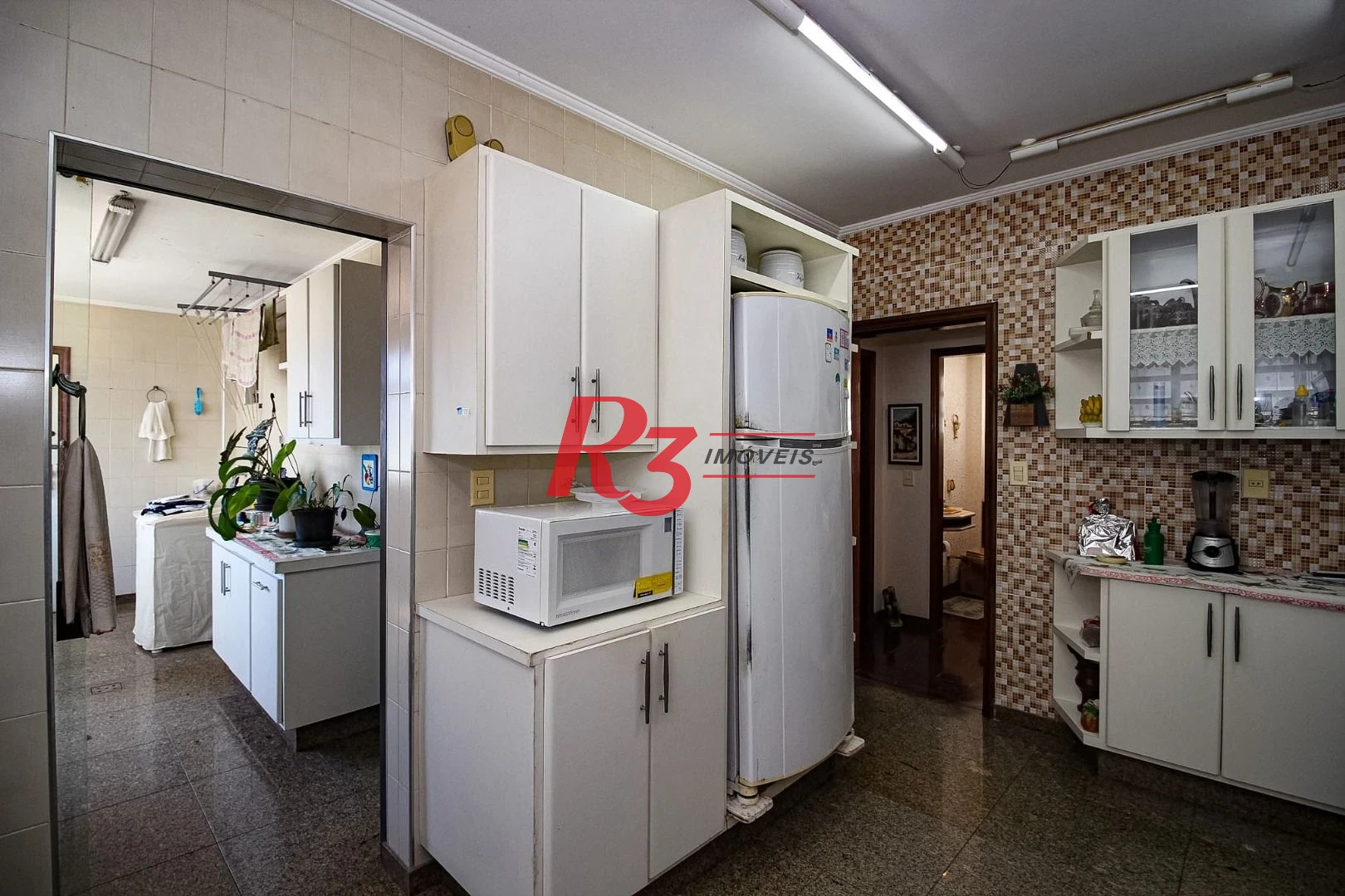 Apartamento com 4 suítes, Vista parcial do Mar, à venda, 289 m² por R$ 1.590.000 - Ponta da Praia - Santos/SP