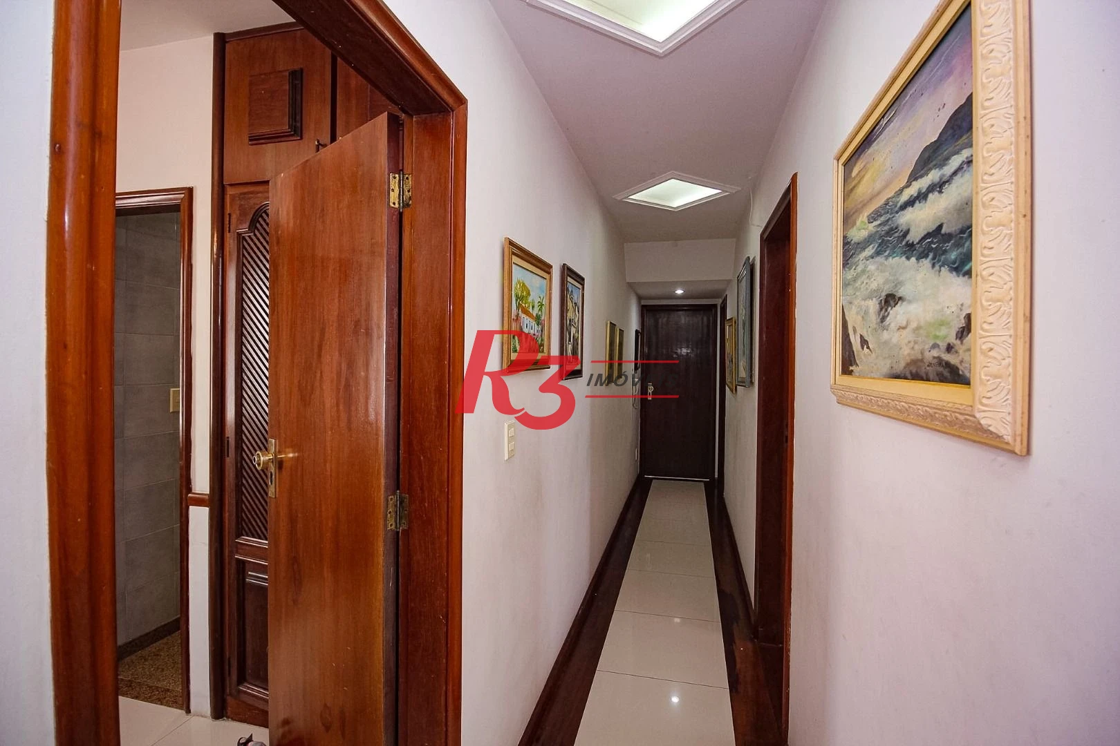 Apartamento com 4 suítes, Vista parcial do Mar, à venda, 289 m² por R$ 1.590.000 - Ponta da Praia - Santos/SP