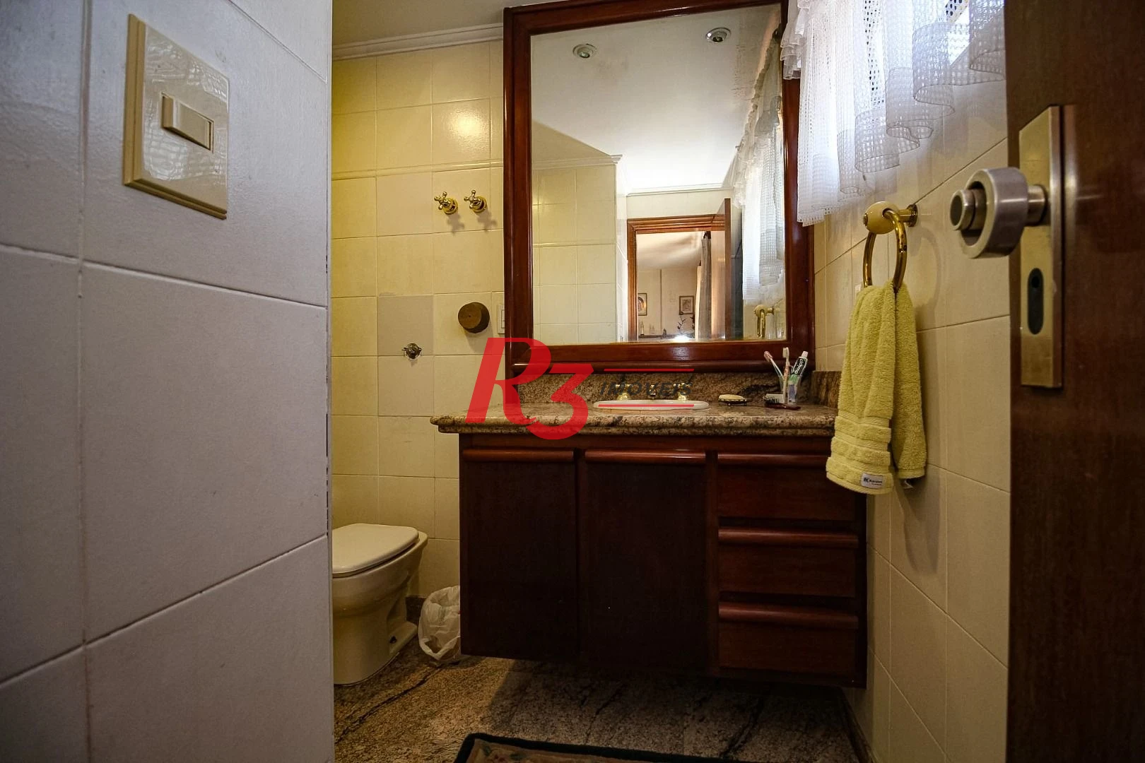 Apartamento com 4 suítes, Vista parcial do Mar, à venda, 289 m² por R$ 1.590.000 - Ponta da Praia - Santos/SP