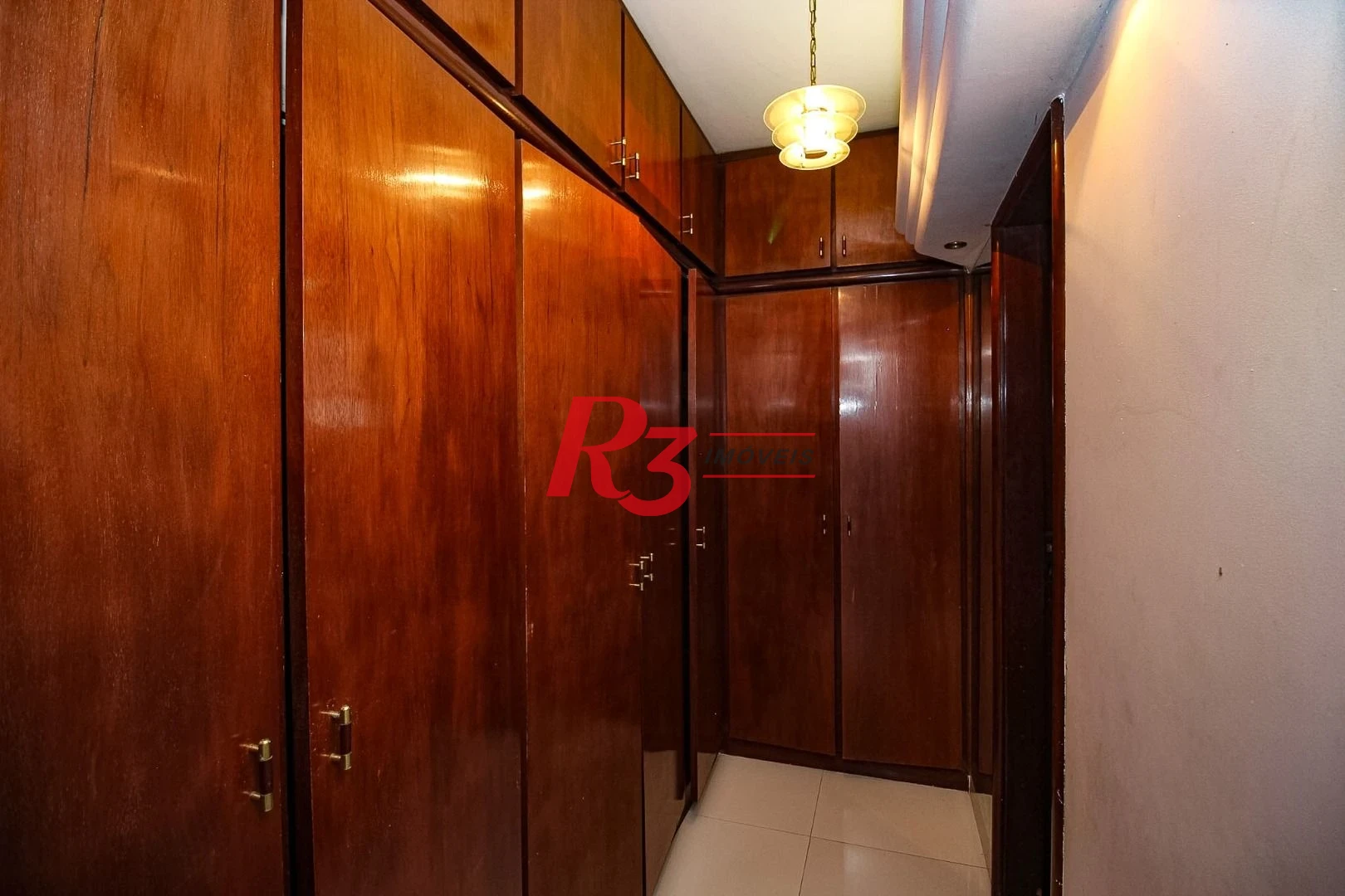 Apartamento com 4 suítes, Vista parcial do Mar, à venda, 289 m² por R$ 1.590.000 - Ponta da Praia - Santos/SP