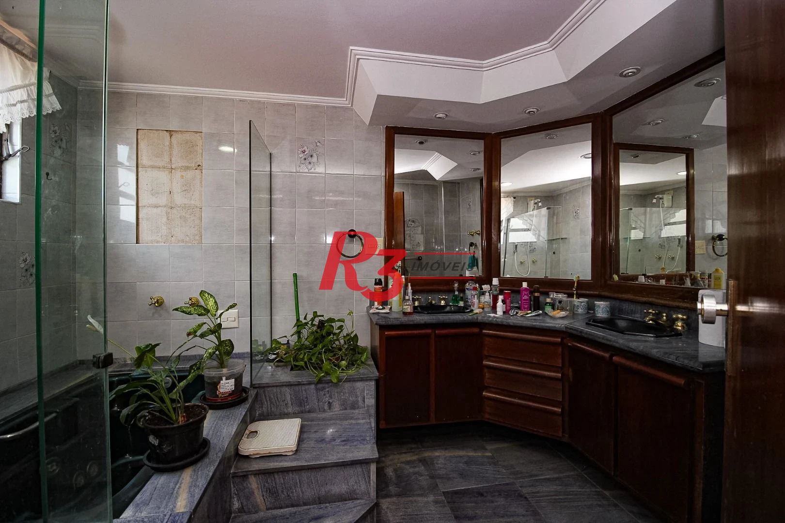 Apartamento com 4 suítes, Vista parcial do Mar, à venda, 289 m² por R$ 1.590.000 - Ponta da Praia - Santos/SP