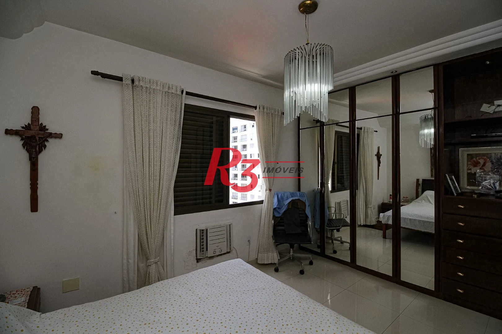 Apartamento com 4 suítes, Vista parcial do Mar, à venda, 289 m² por R$ 1.590.000 - Ponta da Praia - Santos/SP