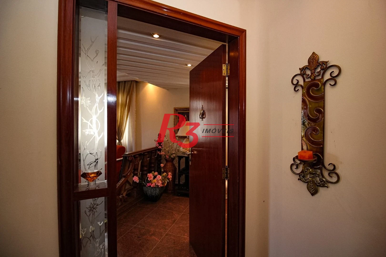 Apartamento com 4 suítes, Vista parcial do Mar, à venda, 289 m² por R$ 1.590.000 - Ponta da Praia - Santos/SP