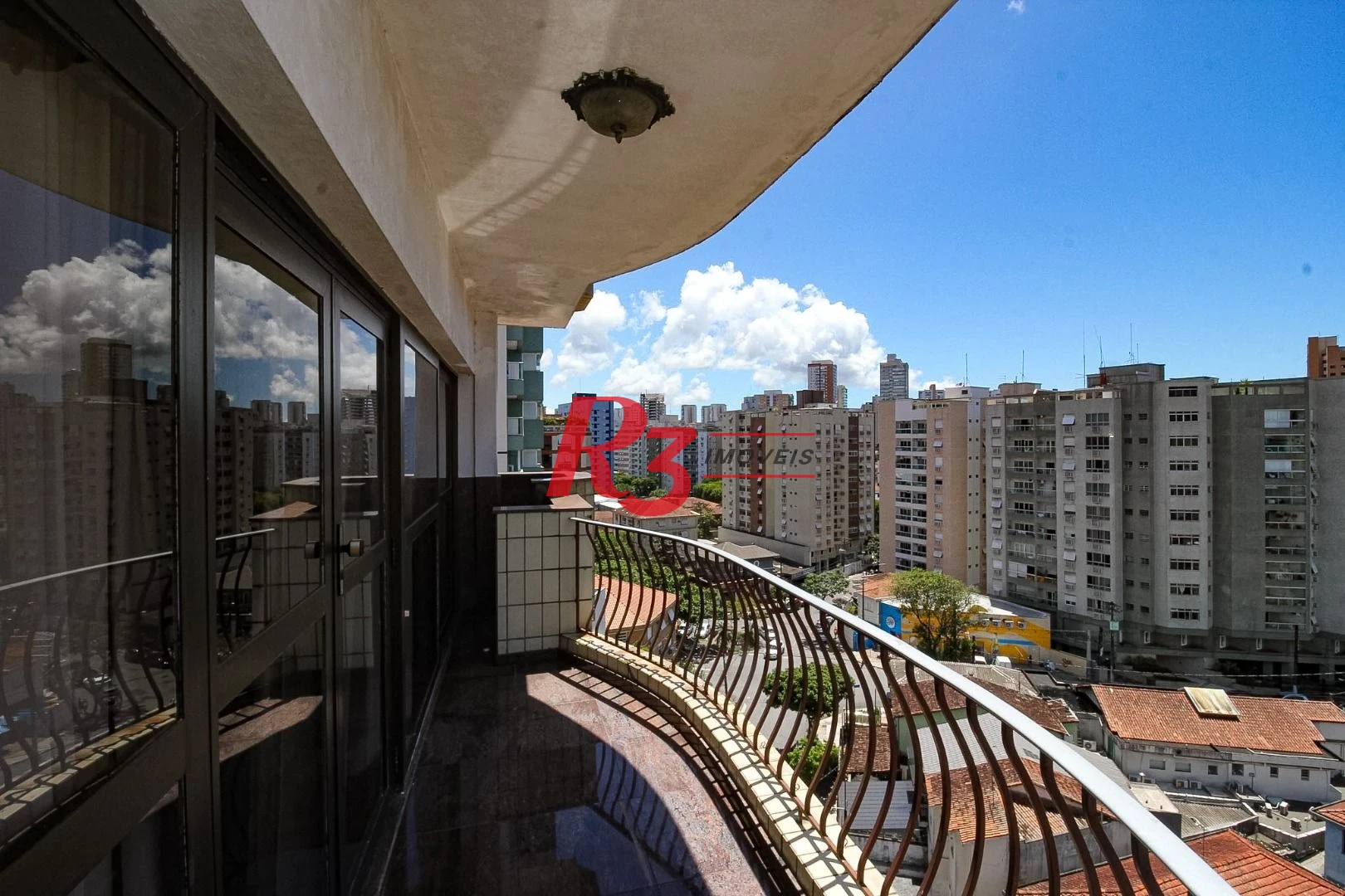 Apartamento com 4 suítes, Vista parcial do Mar, à venda, 289 m² por R$ 1.590.000 - Ponta da Praia - Santos/SP
