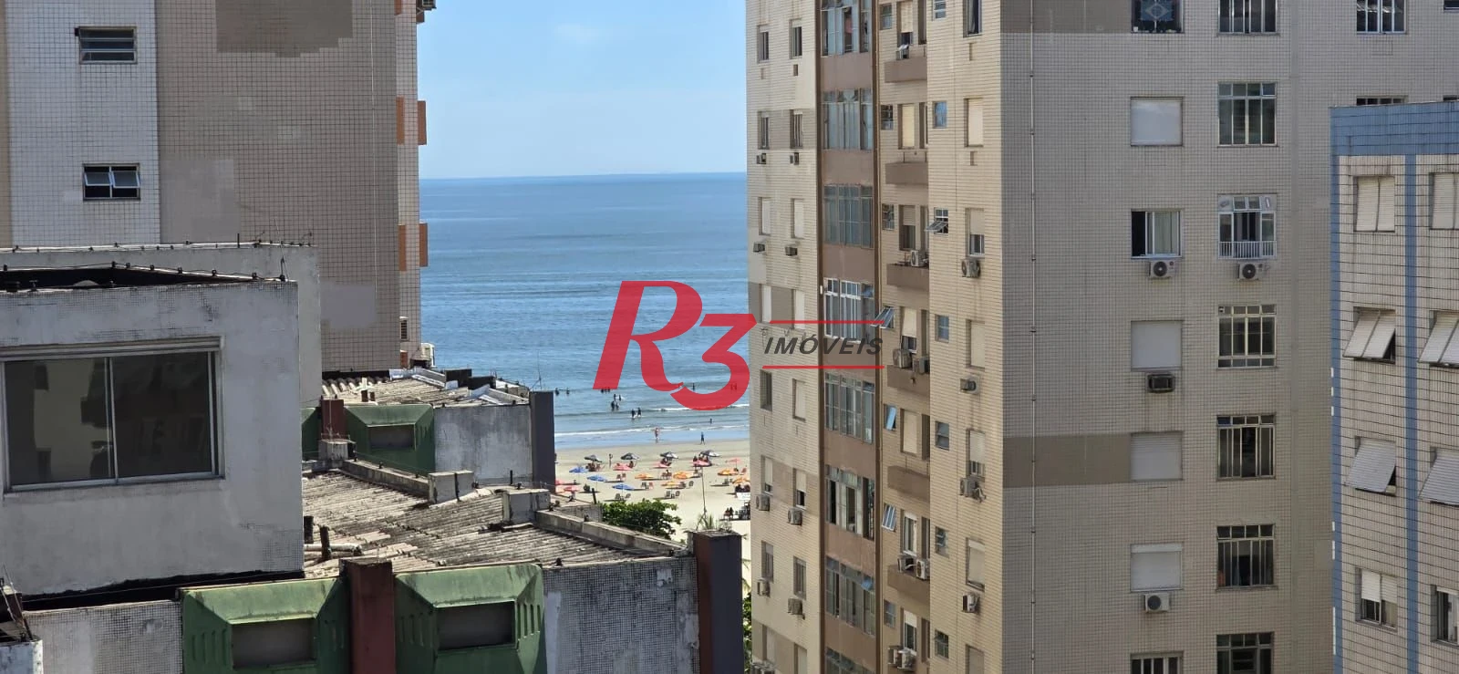 Apartamento de 2 quartos, 2 suítes a 100 metros da praia do Gonzaga