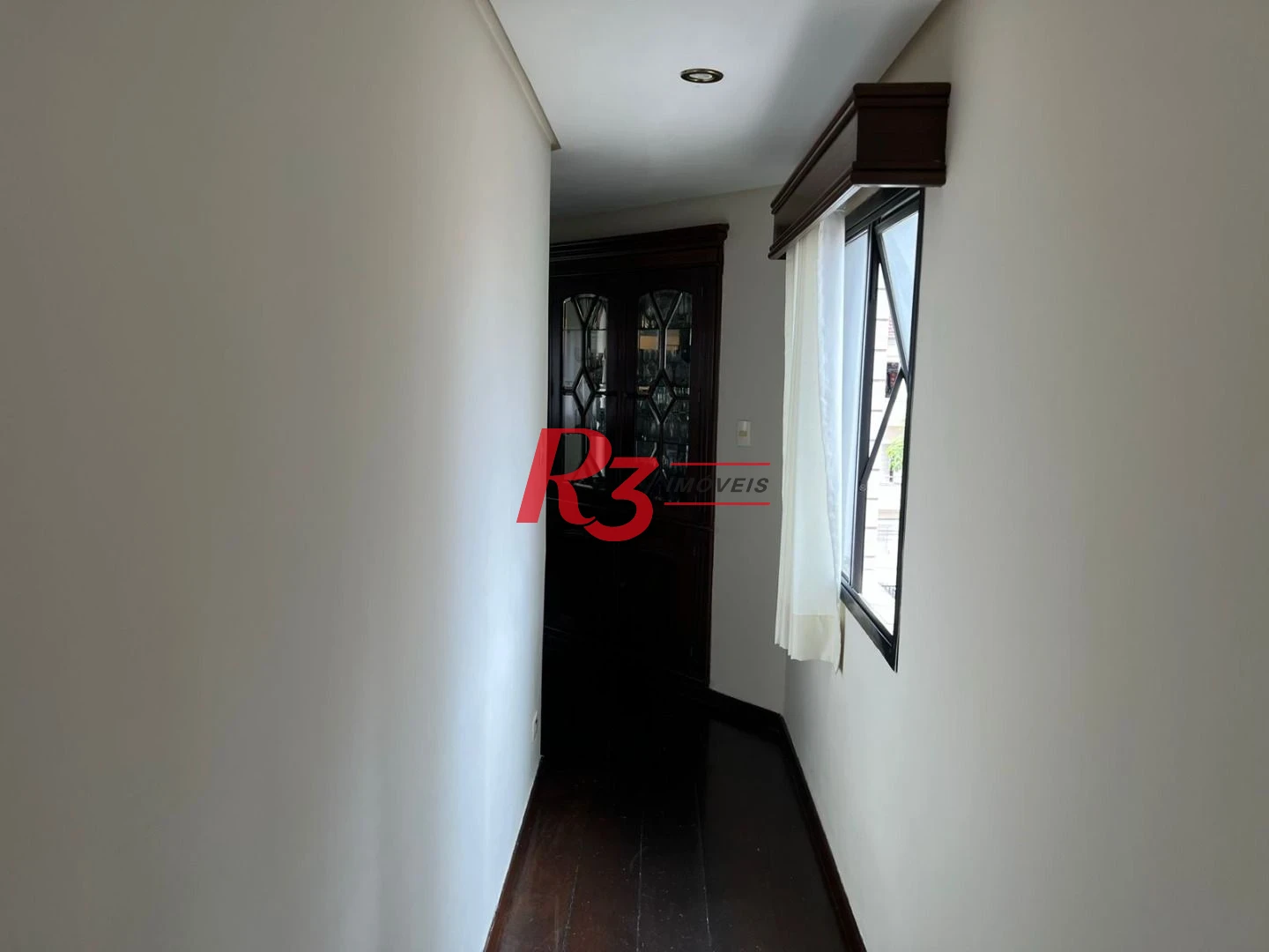 Apartamento com 3 dormitórios à venda, 228 m² por R$ 1.350.000,00 - Boqueirão - Santos/SP