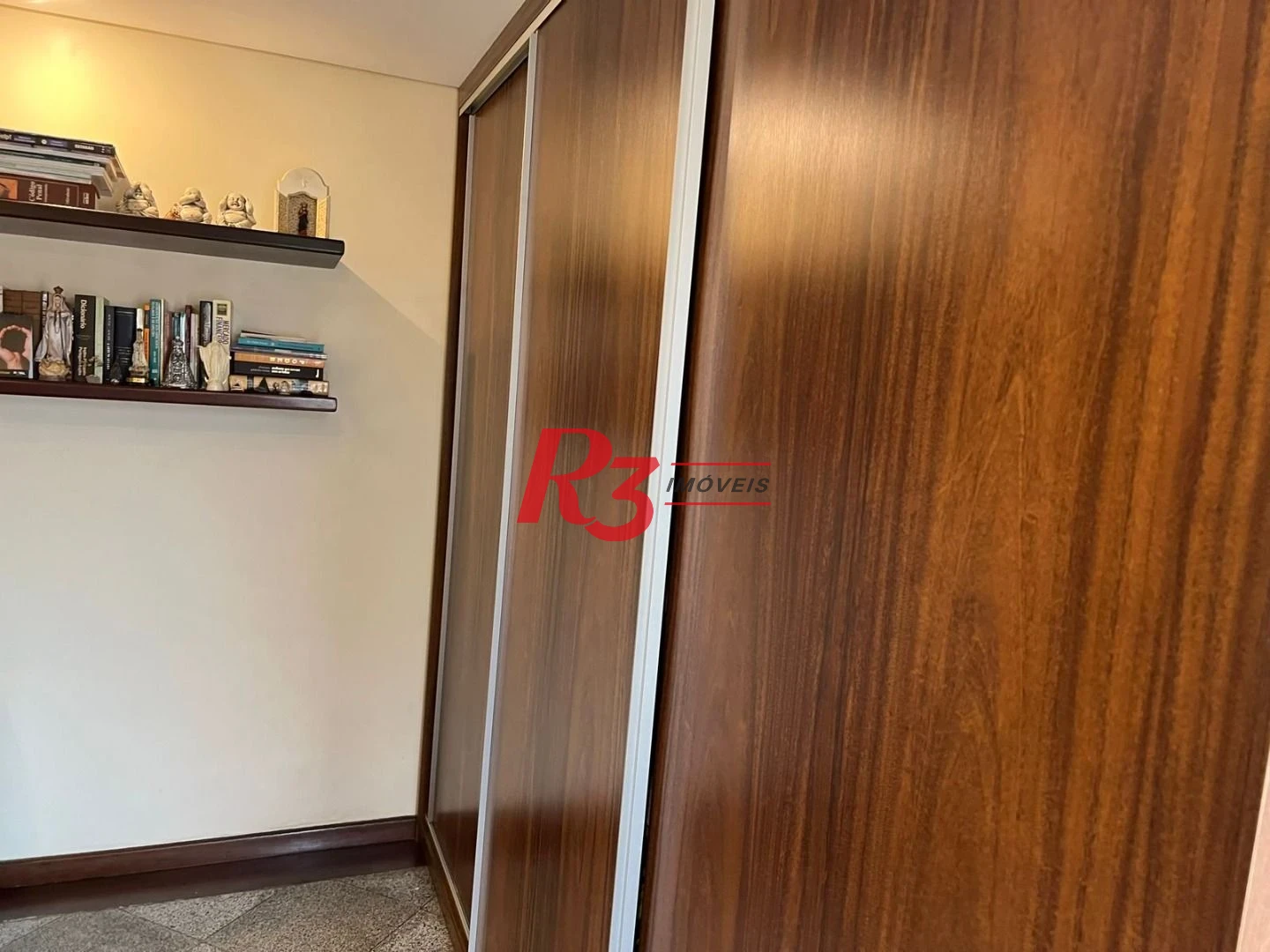 Apartamento com 3 dormitórios à venda, 228 m² por R$ 1.350.000,00 - Boqueirão - Santos/SP