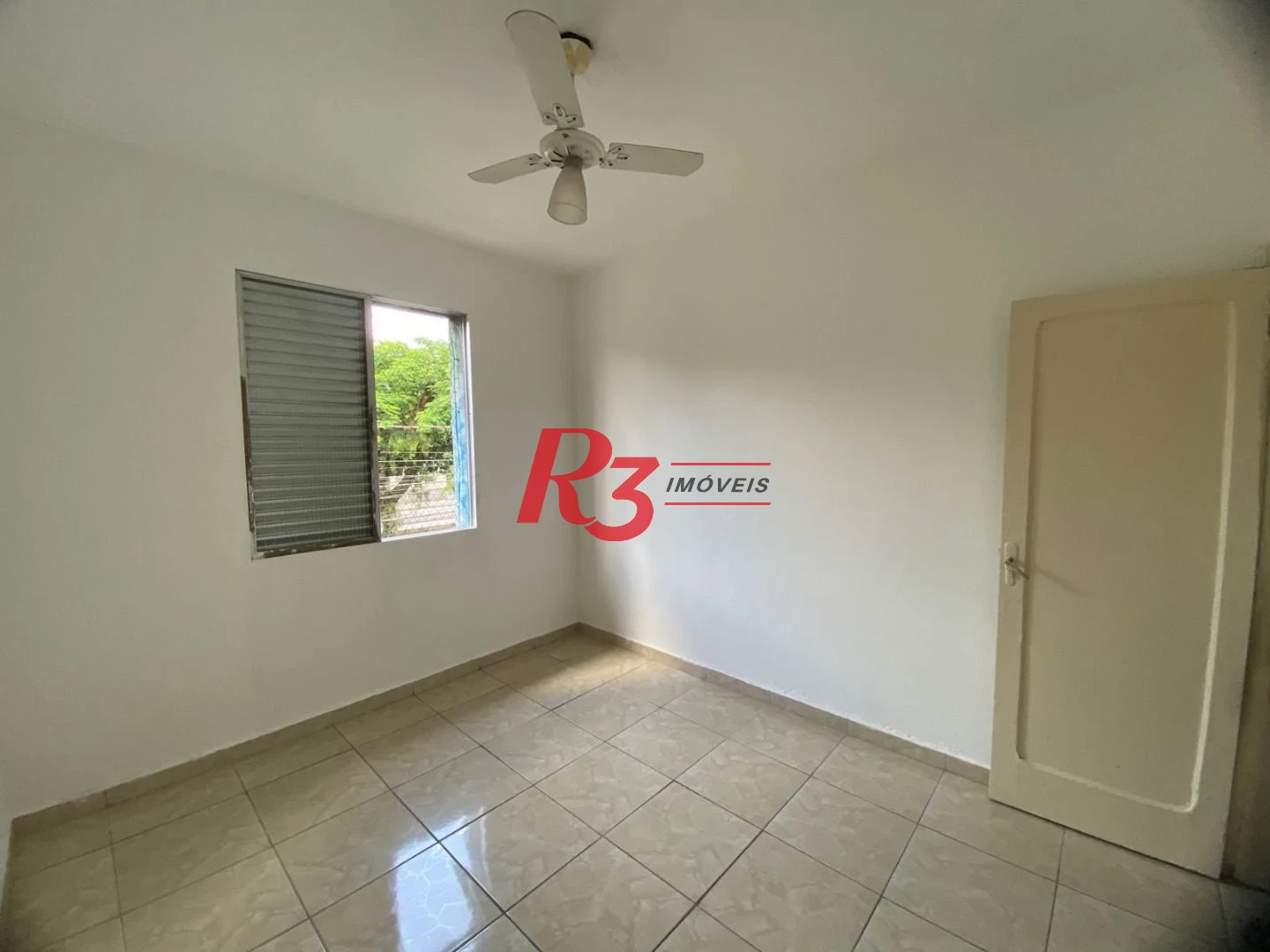 Apartamento à venda, 67 m² por R$ 250.000,00 - Vila Matias - Santos/SP