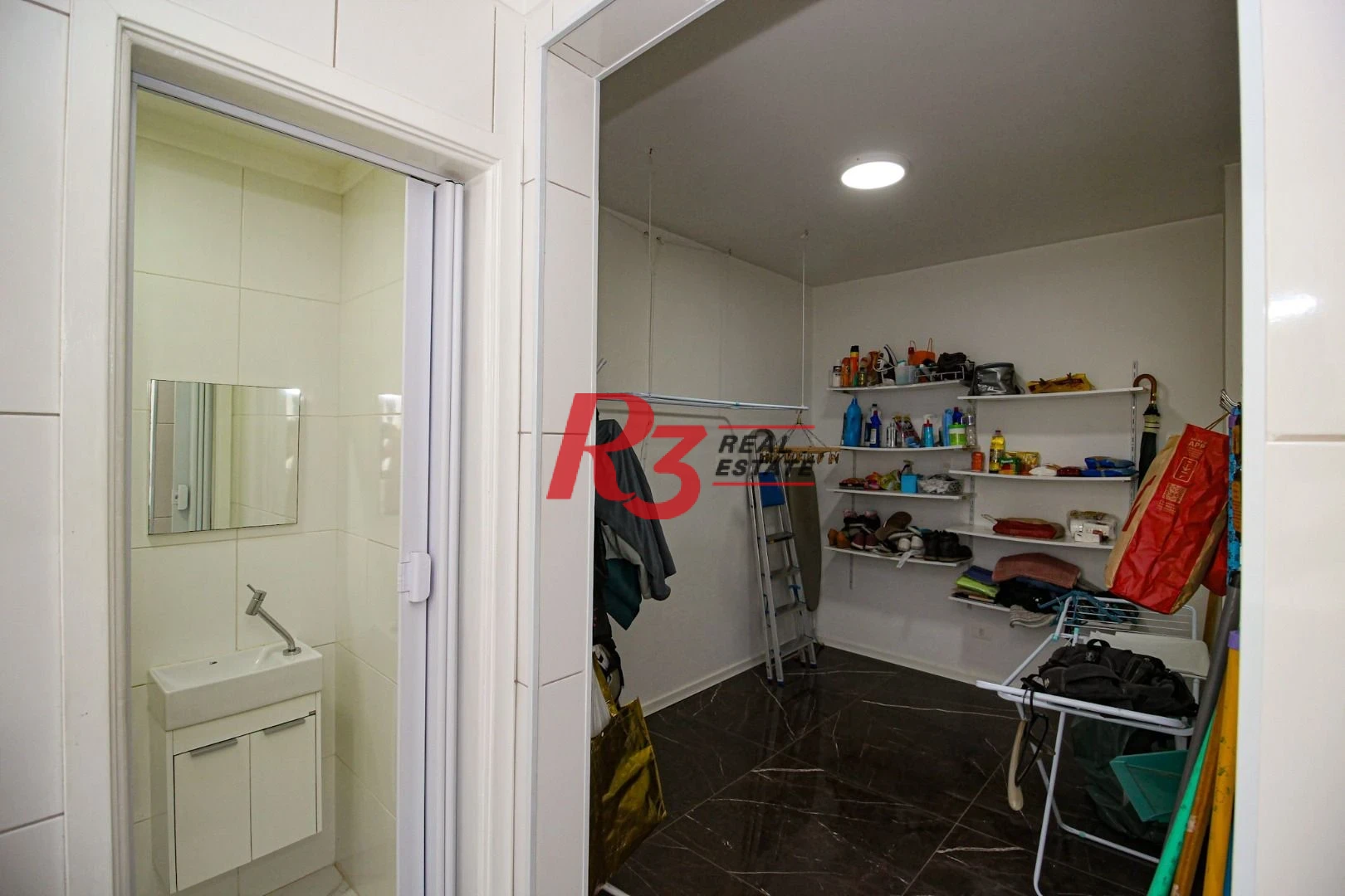 Apartamento com 3 dormitórios à venda, 100 m² por R$ 620.000,00 - Ponta da Praia - Santos/SP