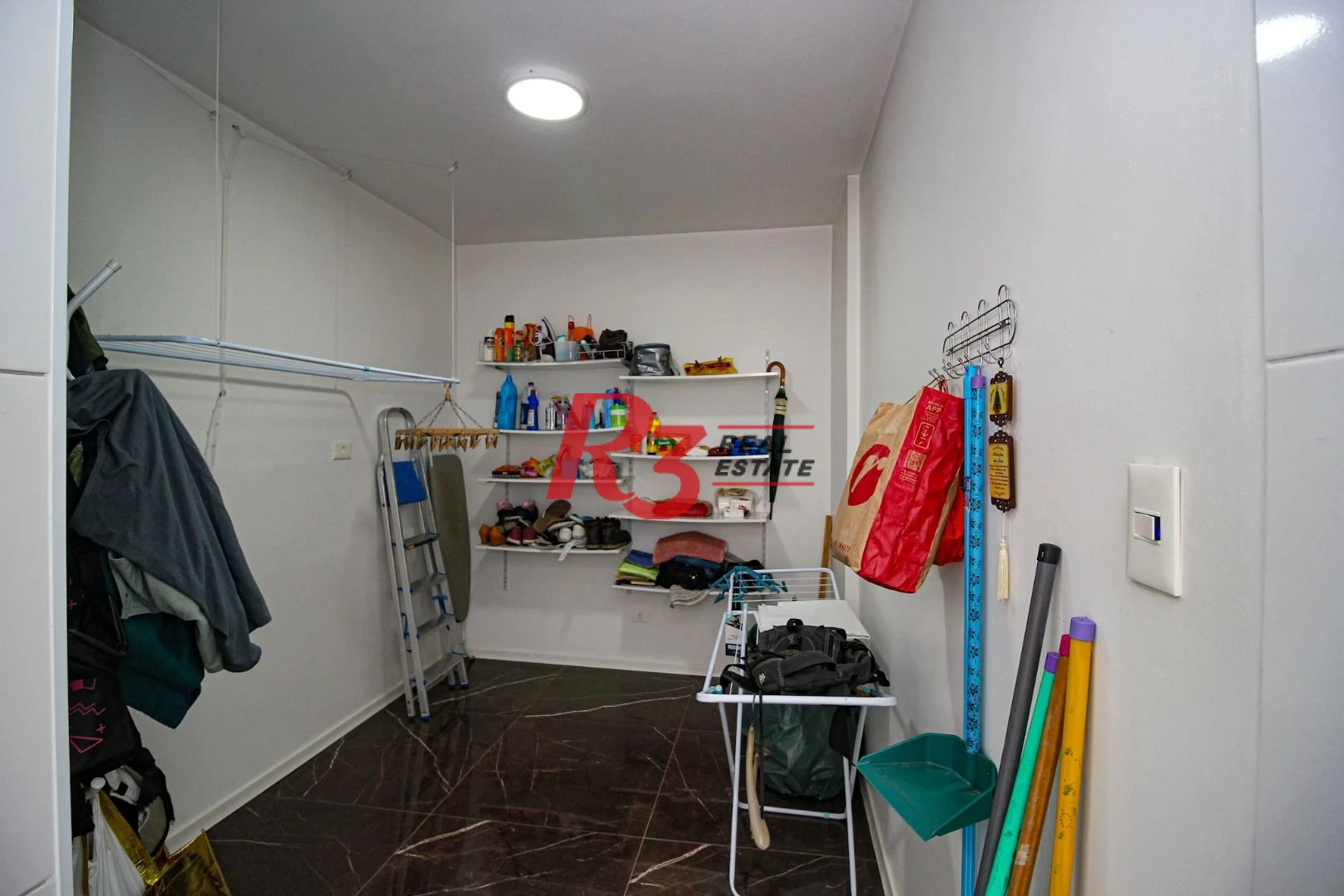 Apartamento com 3 dormitórios à venda, 100 m² por R$ 620.000,00 - Ponta da Praia - Santos/SP