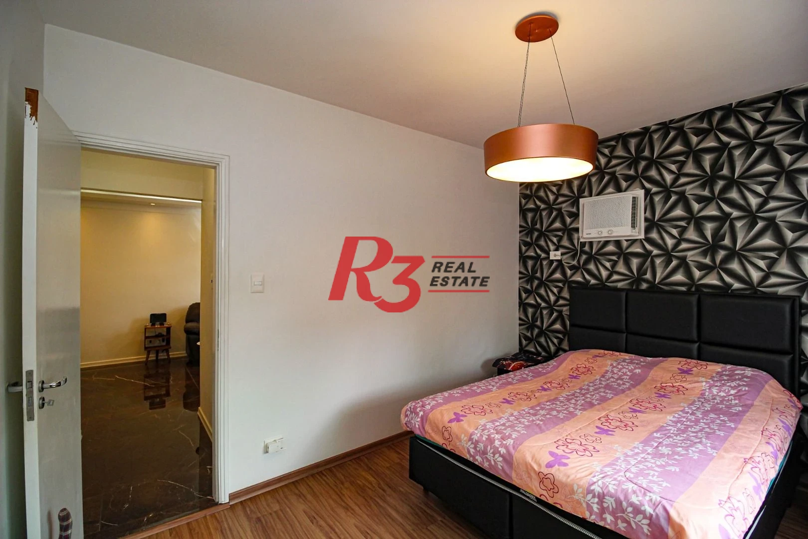 Apartamento com 3 dormitórios à venda, 100 m² por R$ 620.000,00 - Ponta da Praia - Santos/SP