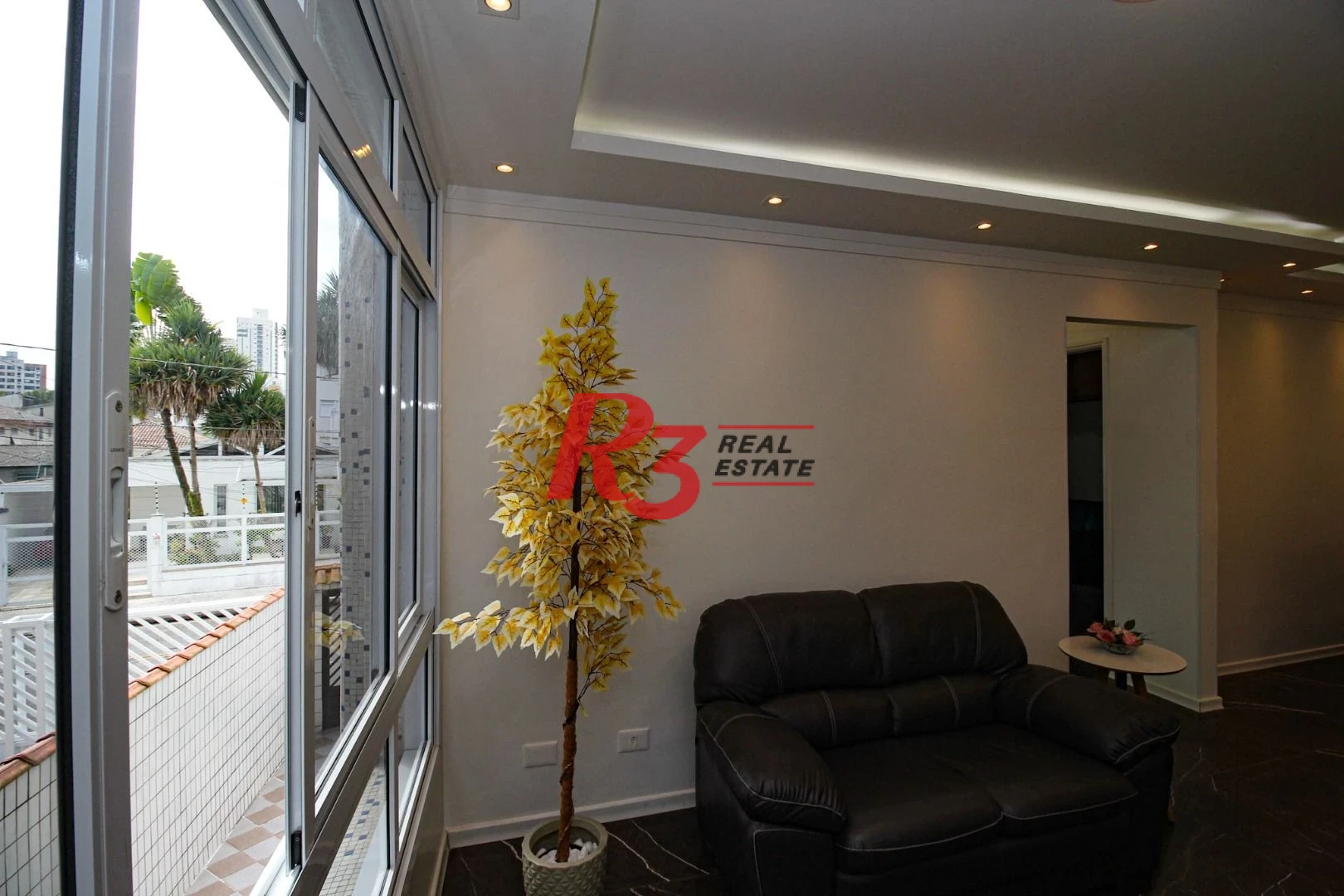 Apartamento com 3 dormitórios à venda, 100 m² por R$ 620.000,00 - Ponta da Praia - Santos/SP