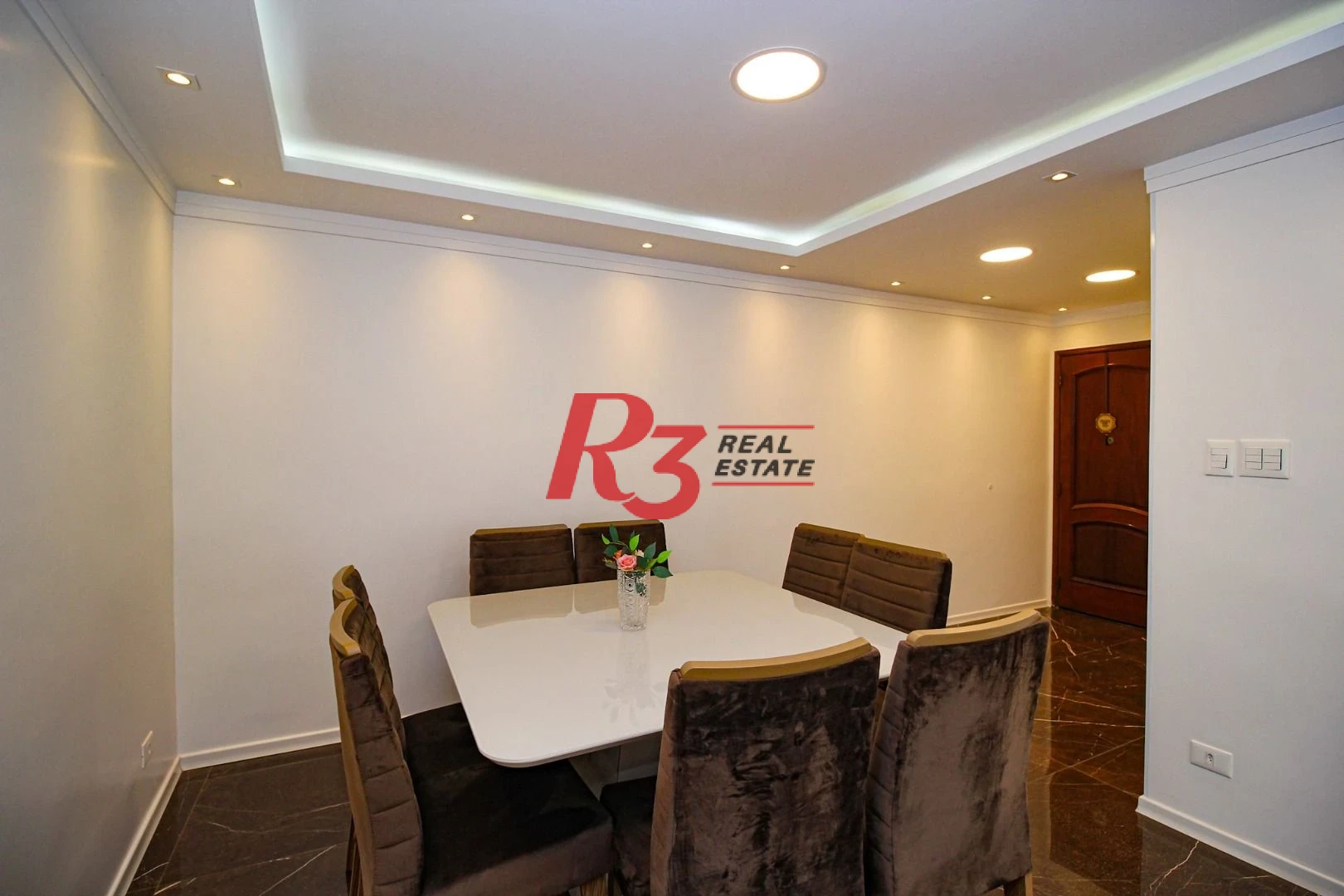 Apartamento com 3 dormitórios à venda, 100 m² por R$ 620.000,00 - Ponta da Praia - Santos/SP