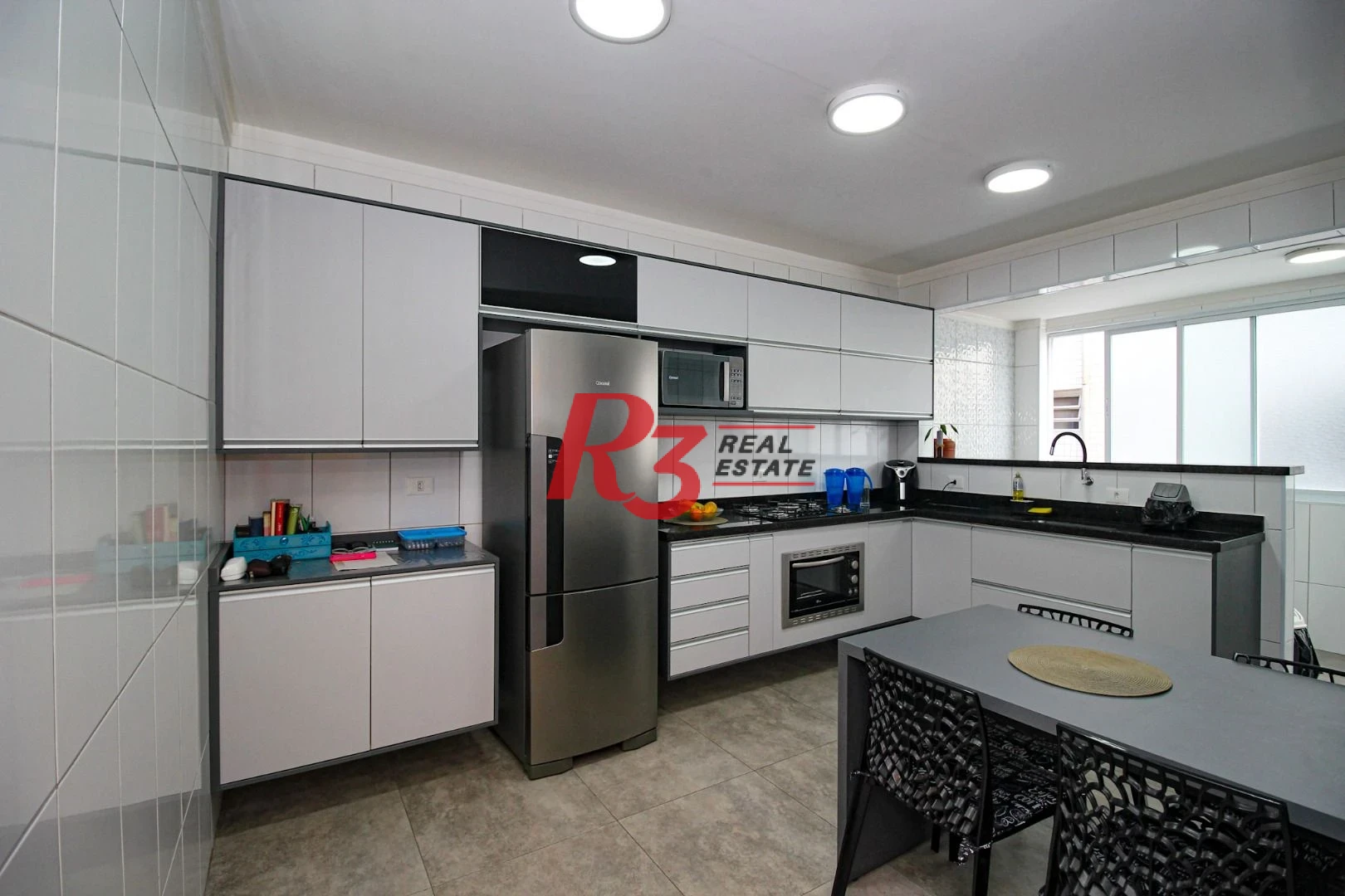 Apartamento com 3 dormitórios à venda, 100 m² por R$ 620.000,00 - Ponta da Praia - Santos/SP