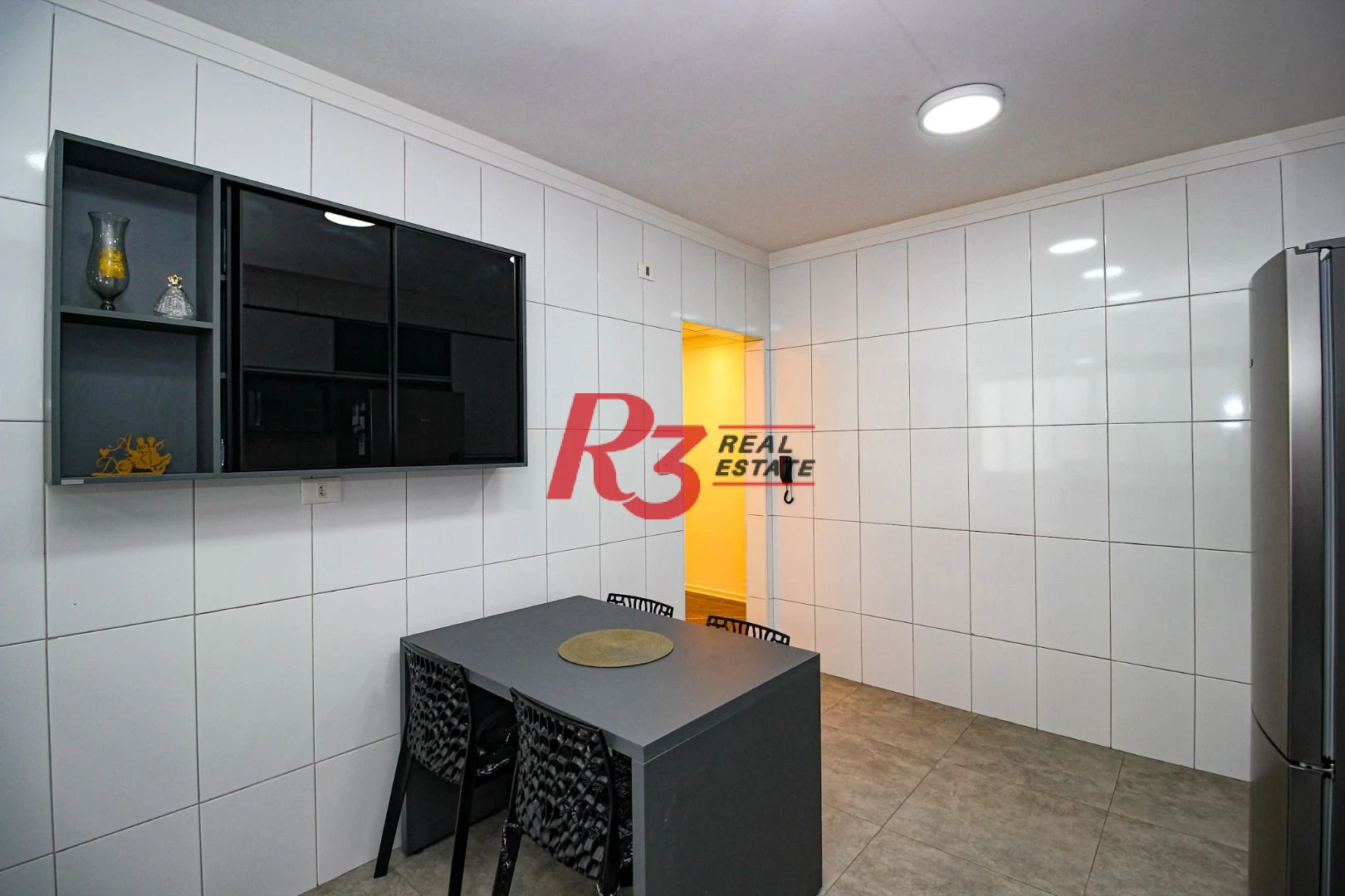 Apartamento com 3 dormitórios à venda, 100 m² por R$ 620.000,00 - Ponta da Praia - Santos/SP
