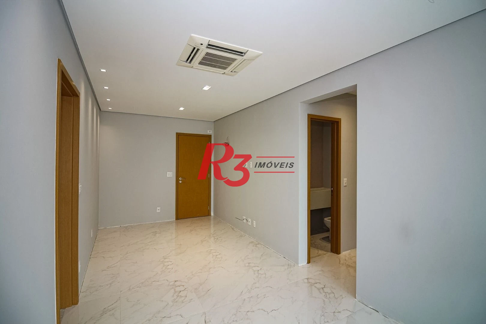 Apartamento com 2 dormitórios à venda, 87 m² por R$ 1.600.000,00 - Gonzaga - Santos/SP