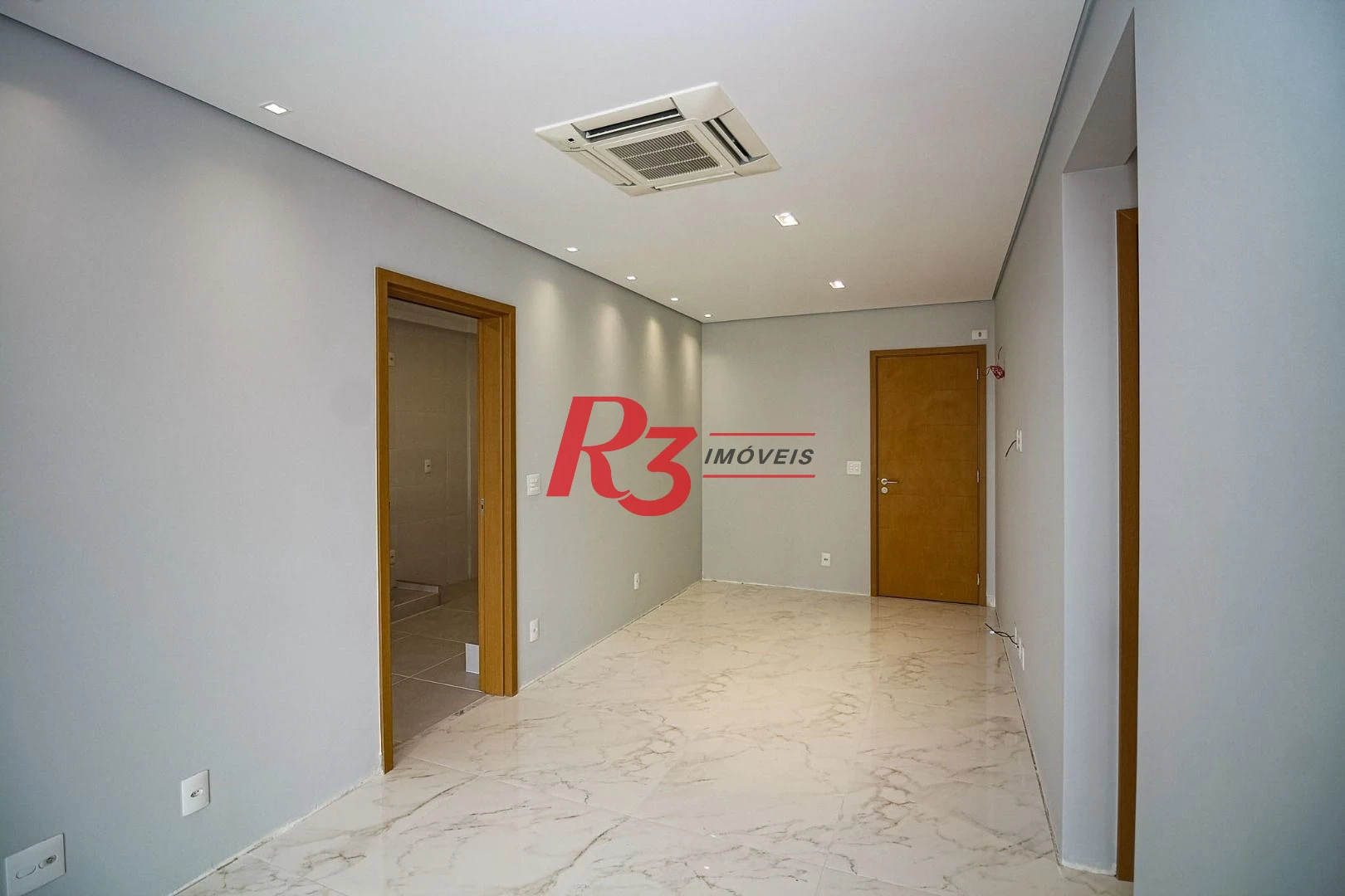 Apartamento com 2 dormitórios à venda, 87 m² por R$ 1.600.000,00 - Gonzaga - Santos/SP