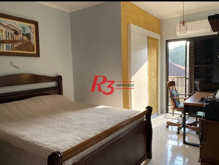 Village à venda, 135 m² por R$ 680.000,00 - Vila Valença - São Vicente/SP