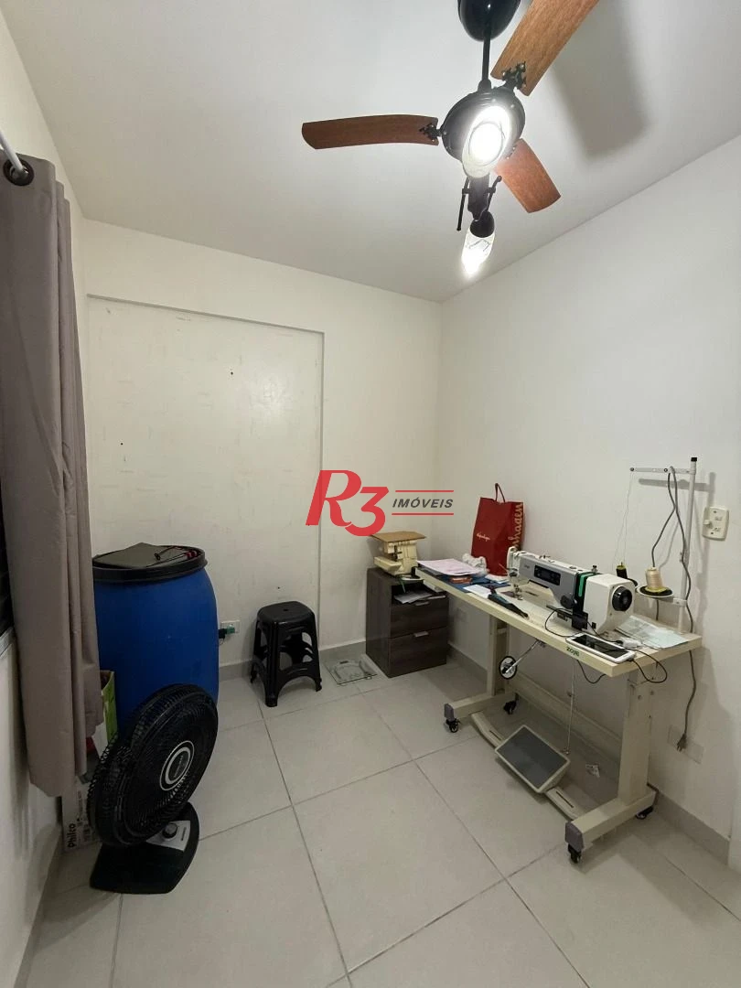 OPORTUNIDADE - PRÉDIO DE 3 ANDARES COM ELEVADOR E VAGA DEMARCADA - 2 DORM E PLANEJADOS  E SALÃO DE FESTAS