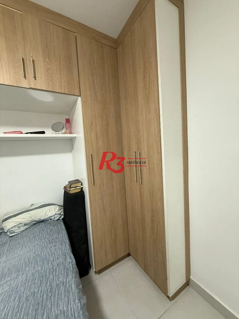 OPORTUNIDADE - PRÉDIO DE 3 ANDARES COM ELEVADOR E VAGA DEMARCADA - 2 DORM E PLANEJADOS  E SALÃO DE FESTAS