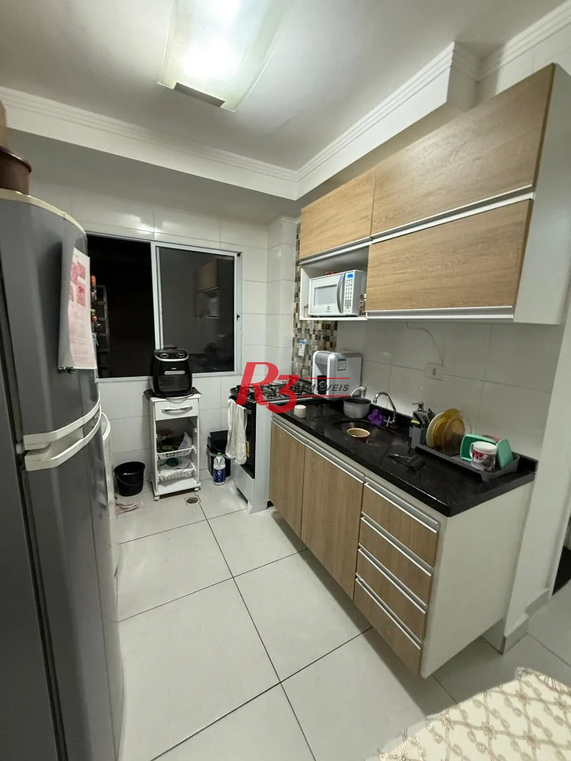 OPORTUNIDADE - PRÉDIO DE 3 ANDARES COM ELEVADOR E VAGA DEMARCADA - 2 DORM E PLANEJADOS  E SALÃO DE FESTAS