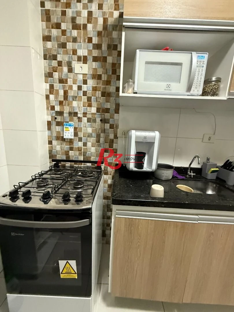 OPORTUNIDADE - PRÉDIO DE 3 ANDARES COM ELEVADOR E VAGA DEMARCADA - 2 DORM E PLANEJADOS  E SALÃO DE FESTAS