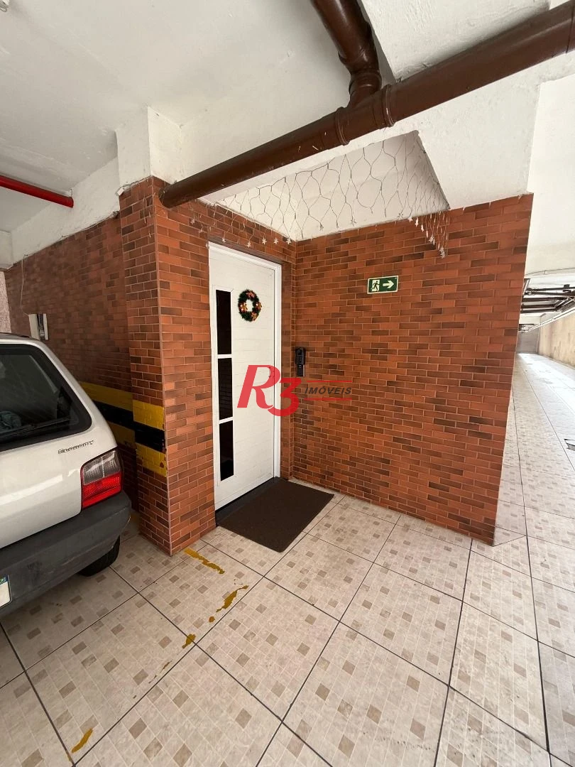 OPORTUNIDADE - PRÉDIO DE 3 ANDARES COM ELEVADOR E VAGA DEMARCADA - 2 DORM E PLANEJADOS  E SALÃO DE FESTAS