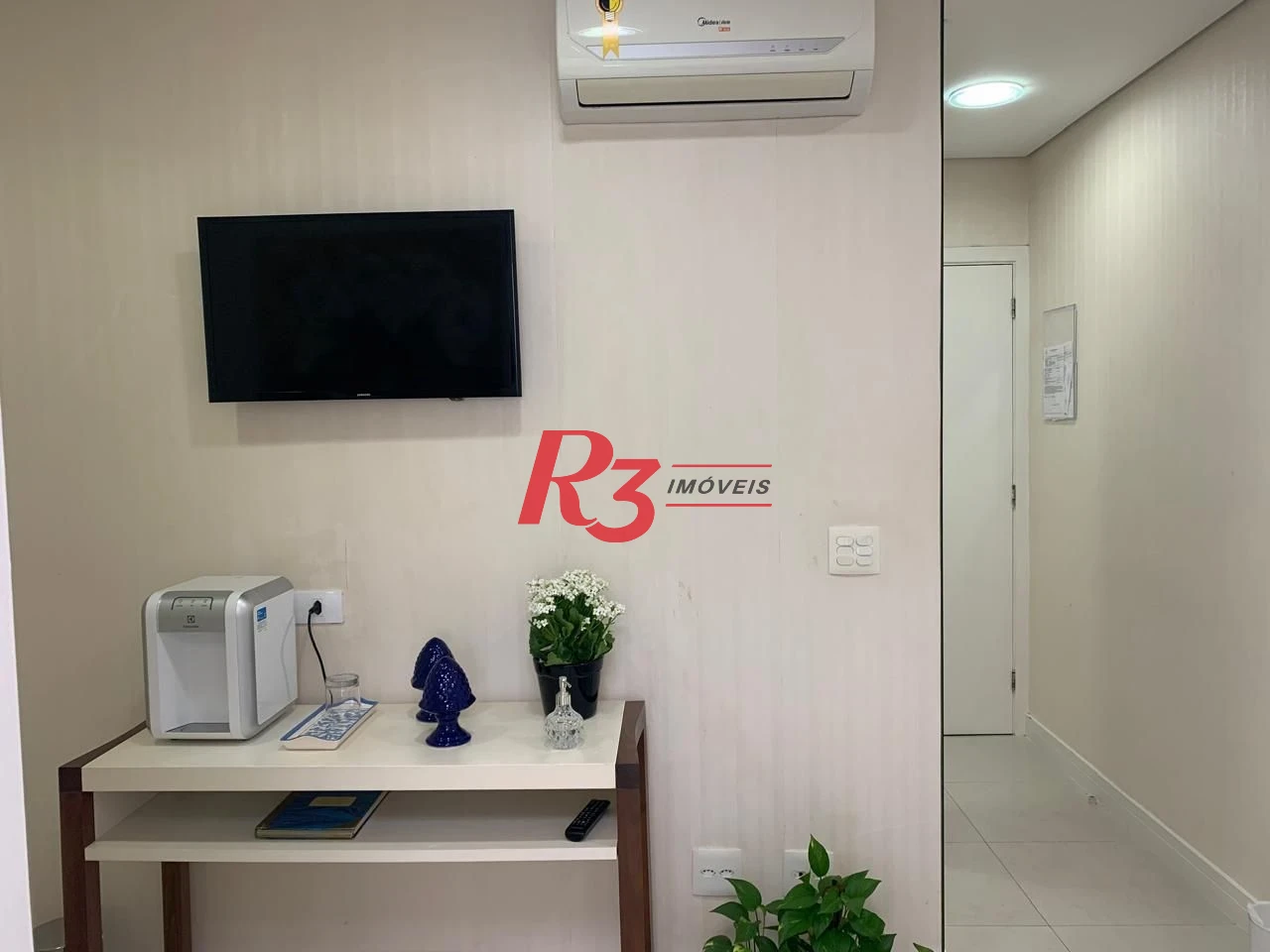 Consultório dentário totalmento equipado e mobiliado com vista mar em Santos