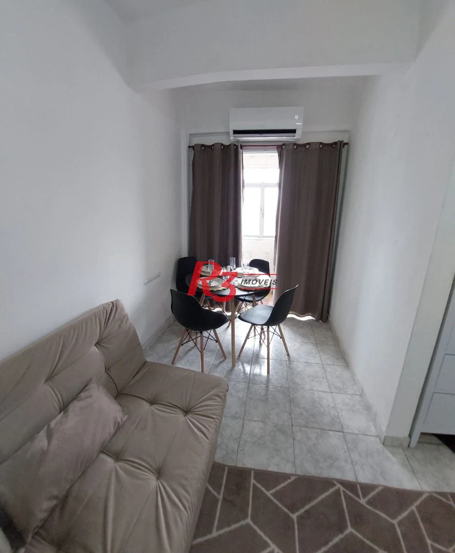 Studio mobiliado 1 quadra da praia em santos
