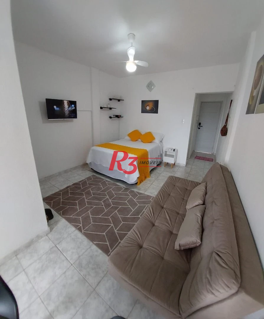 Studio mobiliado 1 quadra da praia em santos