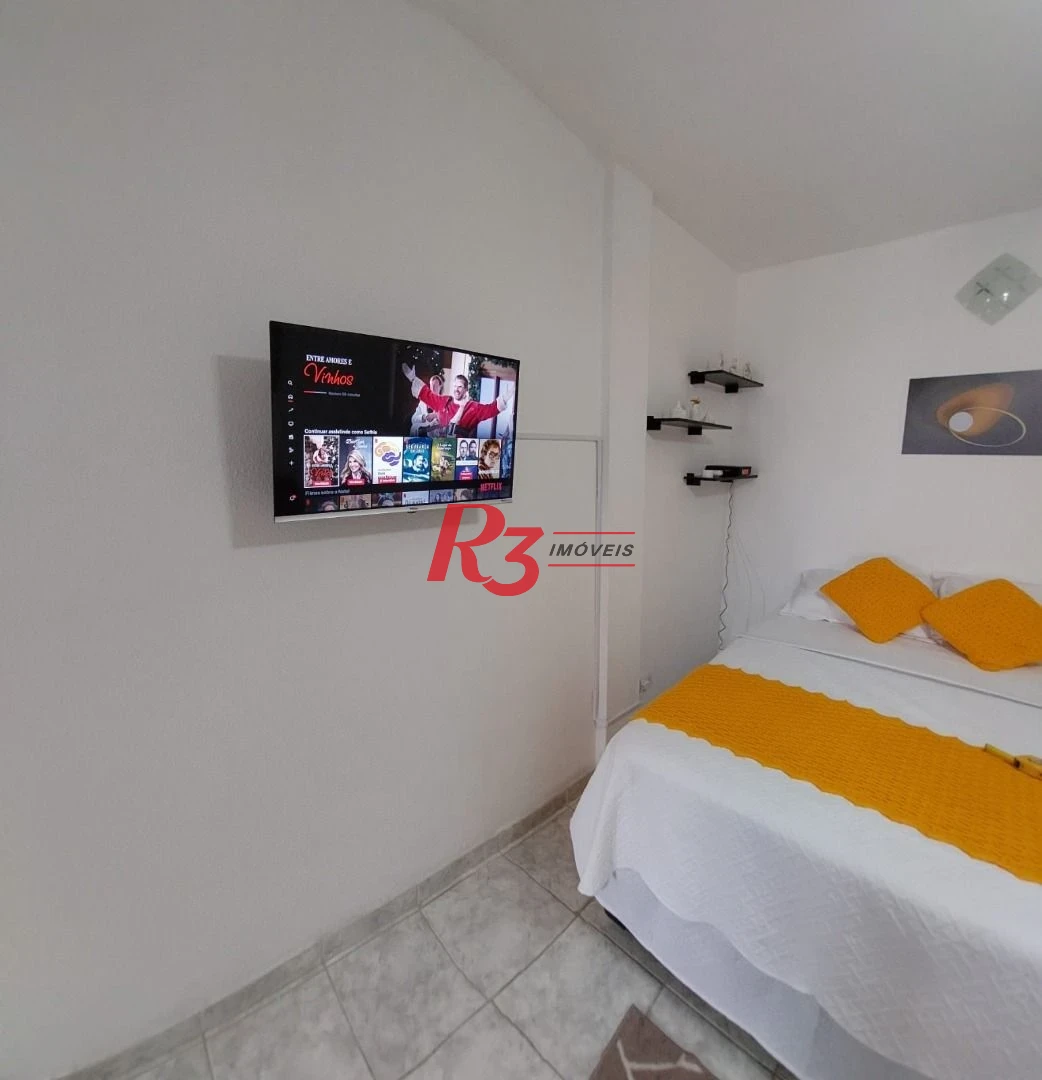 Studio mobiliado 1 quadra da praia em santos