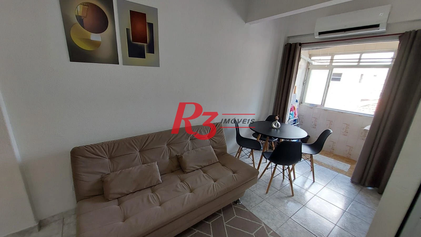 Studio mobiliado 1 quadra da praia em santos