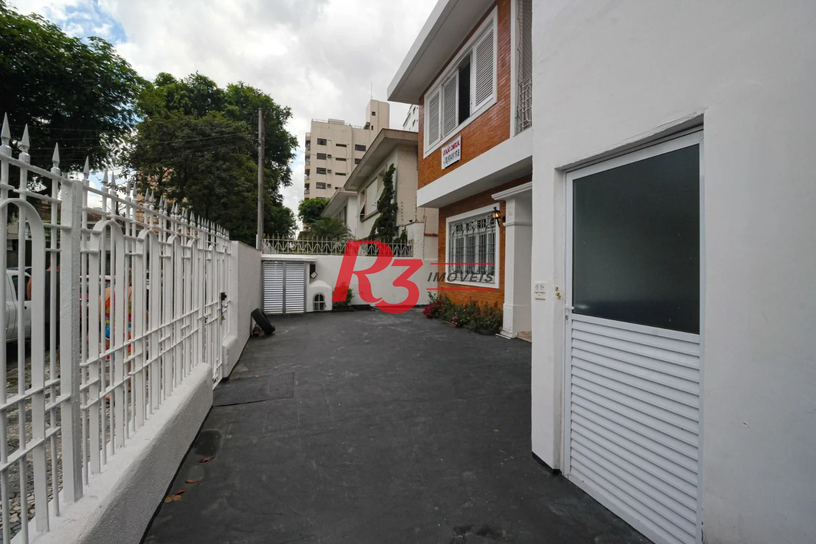 Sobrado para alugar, 300 m² por R$ 19.000,00/mês - Ponta da Praia - Santos/SP