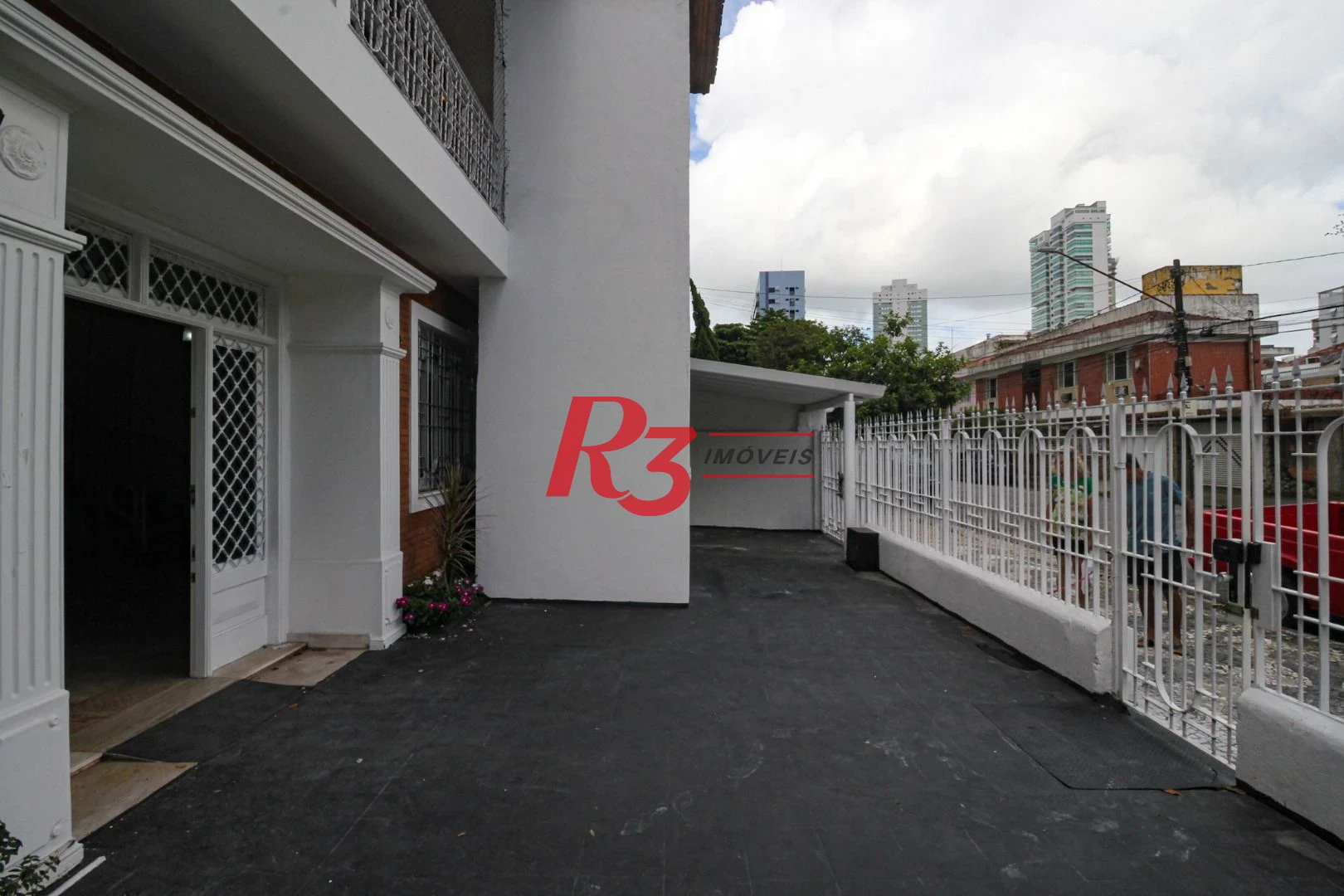 Sobrado para alugar, 300 m² por R$ 19.000,00/mês - Ponta da Praia - Santos/SP