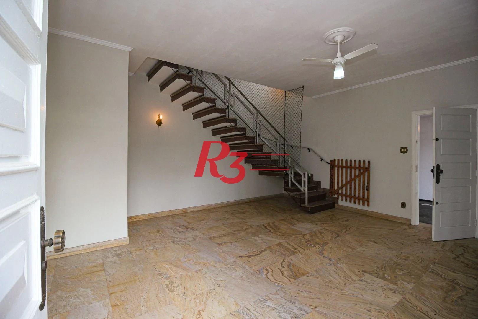 Sobrado para alugar, 300 m² por R$ 19.000,00/mês - Ponta da Praia - Santos/SP