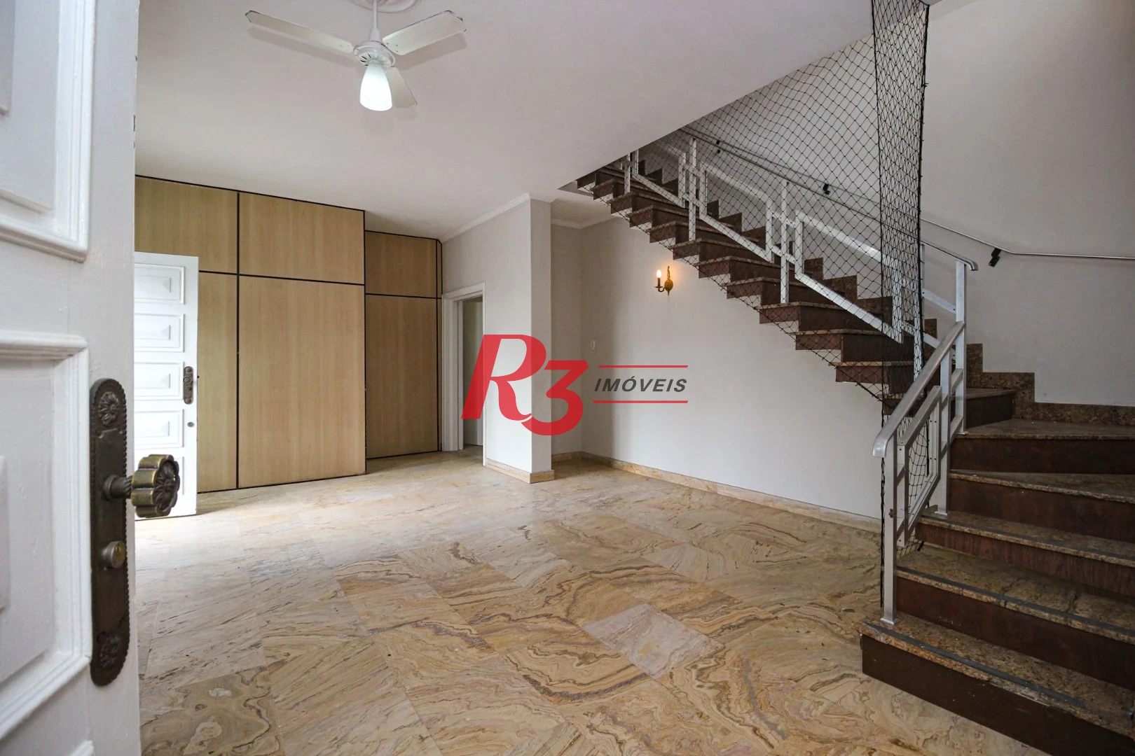 Sobrado para alugar, 300 m² por R$ 19.000,00/mês - Ponta da Praia - Santos/SP