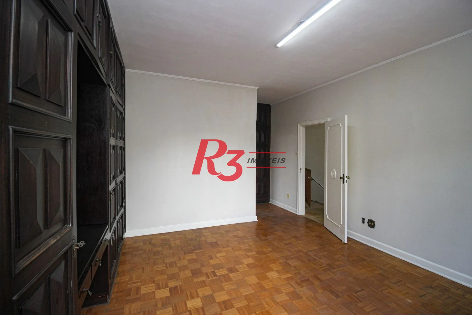 Sobrado para alugar, 300 m² por R$ 19.000,00/mês - Ponta da Praia - Santos/SP
