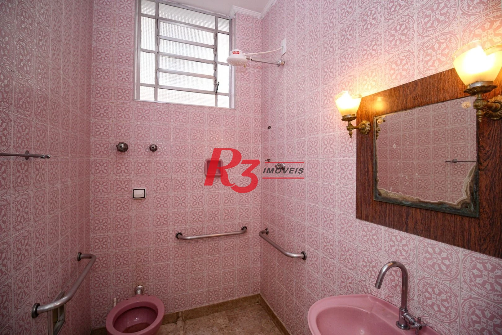 Sobrado para alugar, 300 m² por R$ 19.000,00/mês - Ponta da Praia - Santos/SP